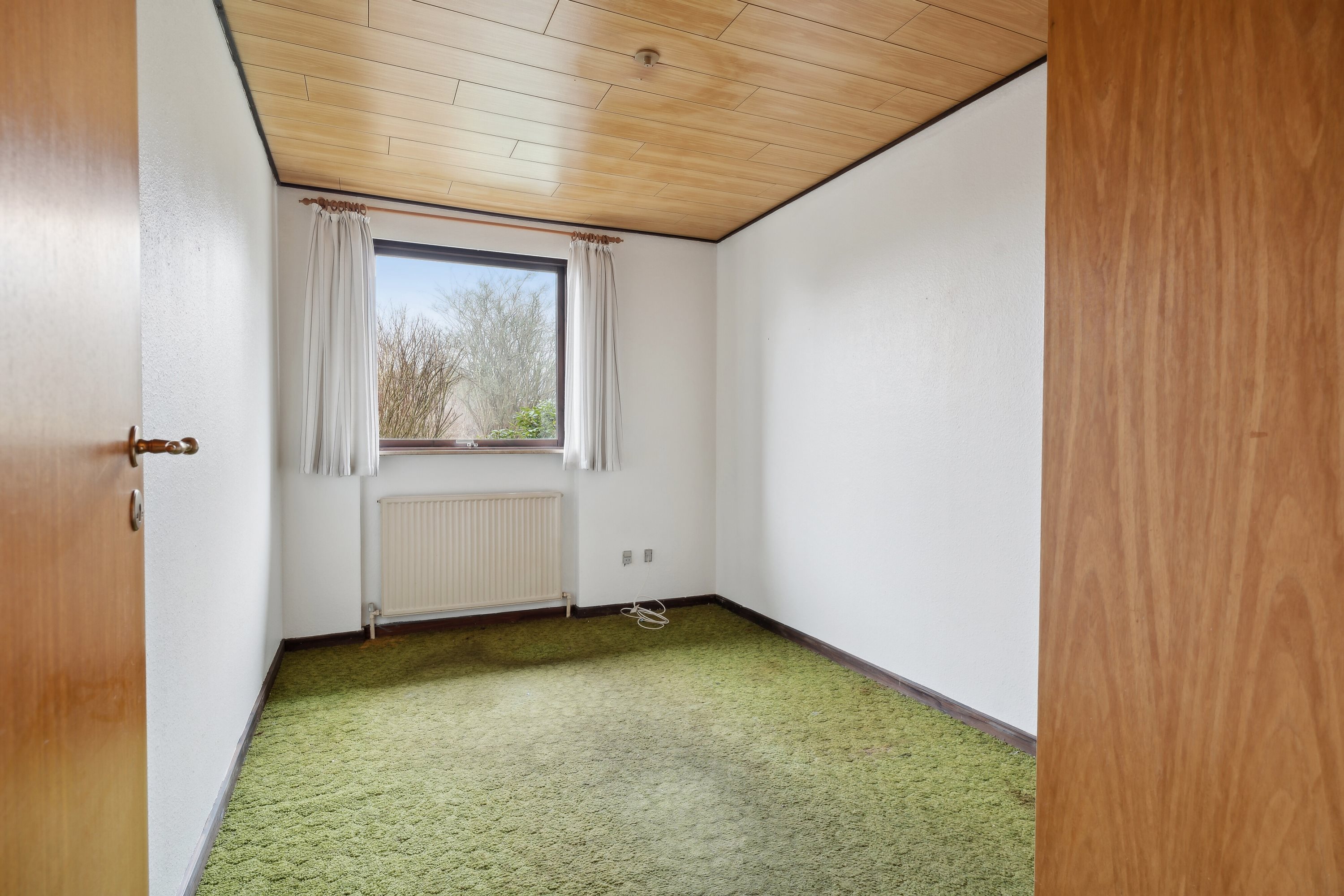 Fremhævet værelse billede i fuldskærmstilstand. Billede af Præstemarken 13, 8653 Them