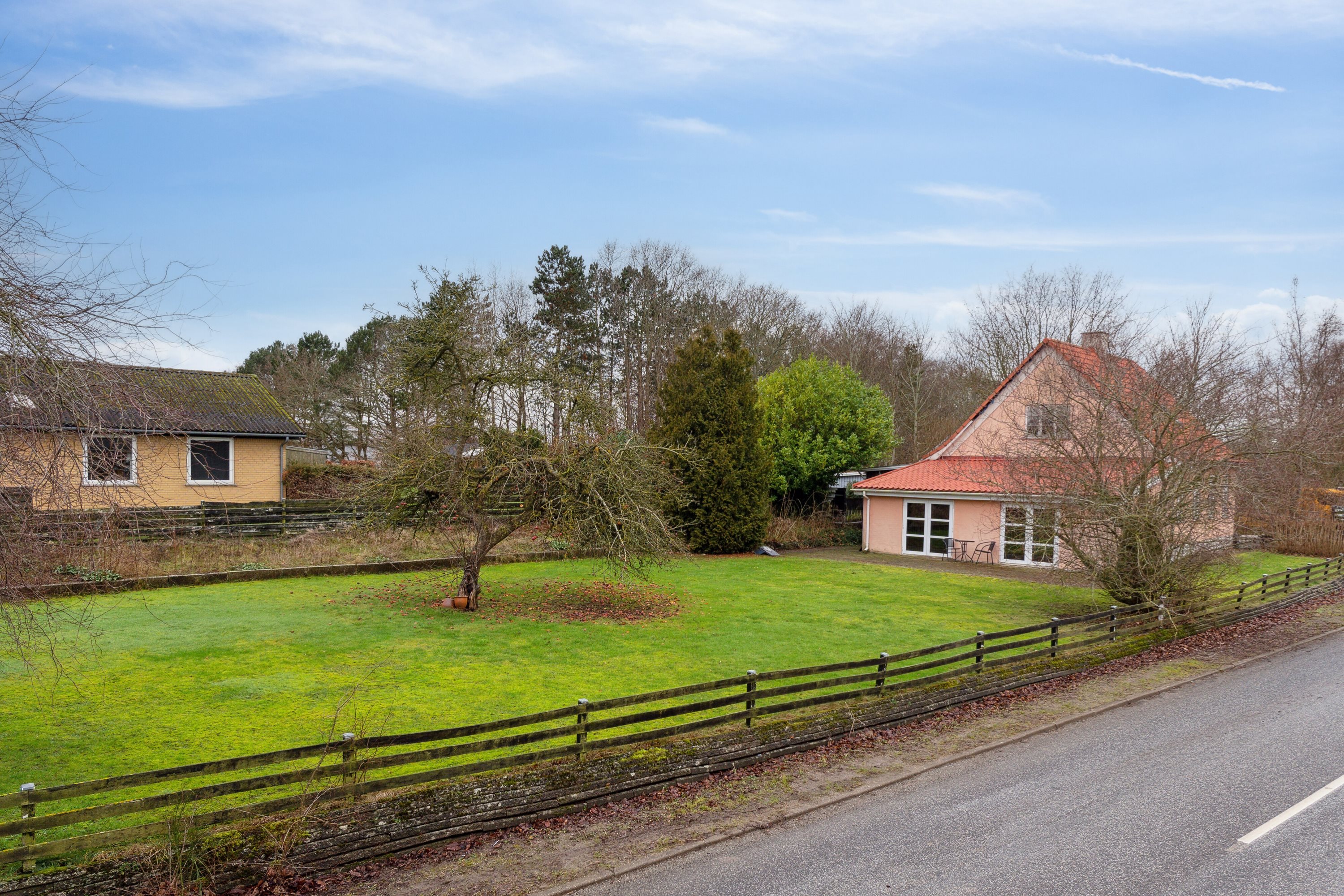 Fremhævet set fra vejen billede i fuldskærmstilstand. Billede af Viemose Gade 89, 4771 Kalvehave