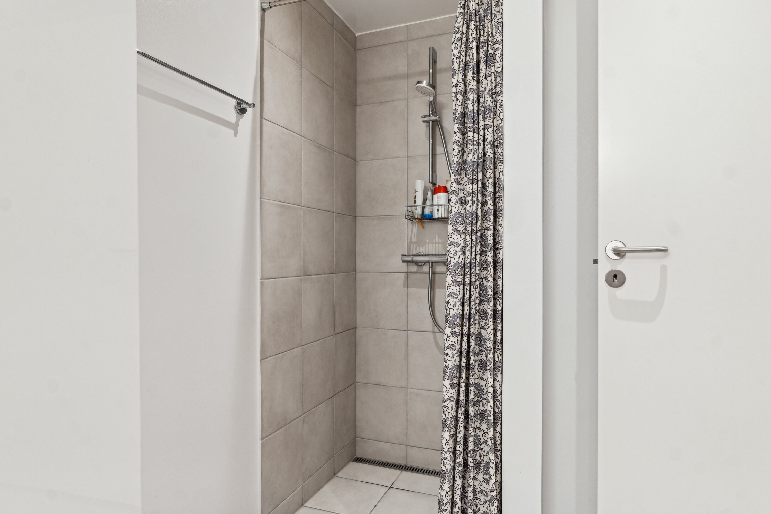 Fremhævet badeværelse billede i fuldskærmstilstand. Billede af Kirkebjerg Parkvej 10D, st.. th., 2605 Brøndby