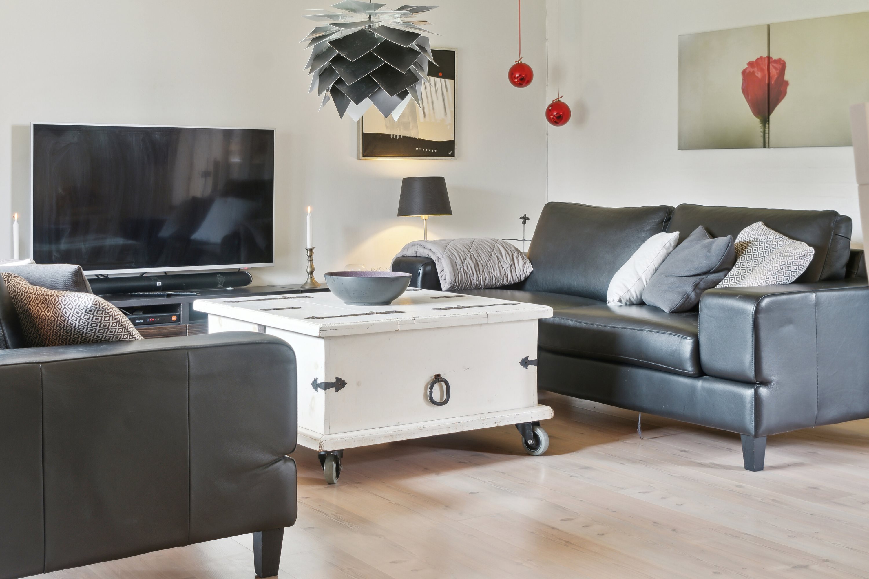 Fremhævet stue billede i fuldskærmstilstand. Billede af Viemose Gade 89, 4771 Kalvehave