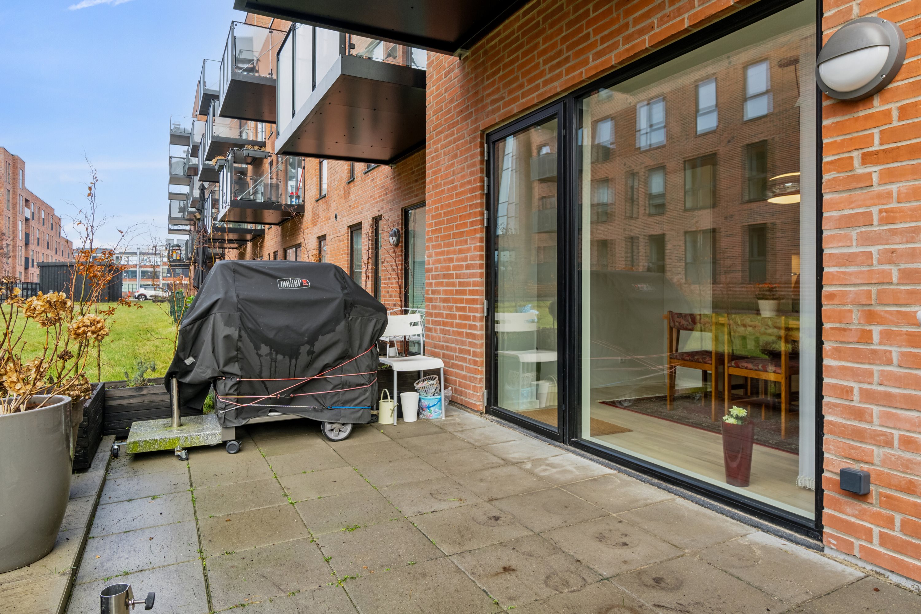 Fremhævet udendørs billede i fuldskærmstilstand. Billede af Kirkebjerg Parkvej 10D, st.. th., 2605 Brøndby