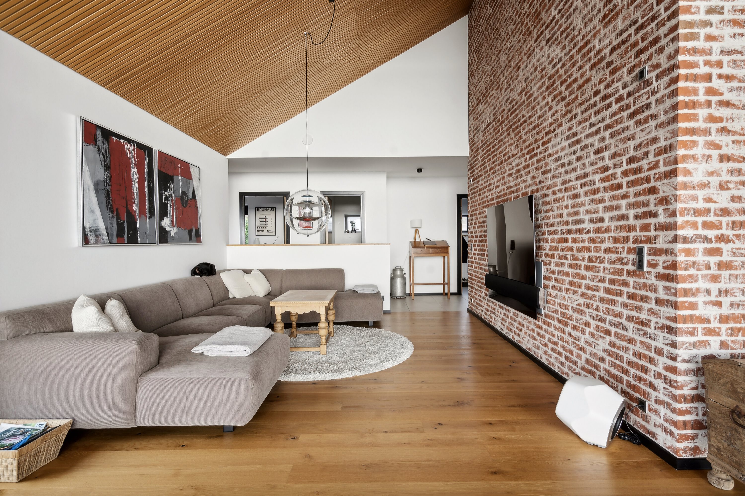 Fremhævet stue billede i fuldskærmstilstand. Billede af Dyrhave 64, 6200 Aabenraa