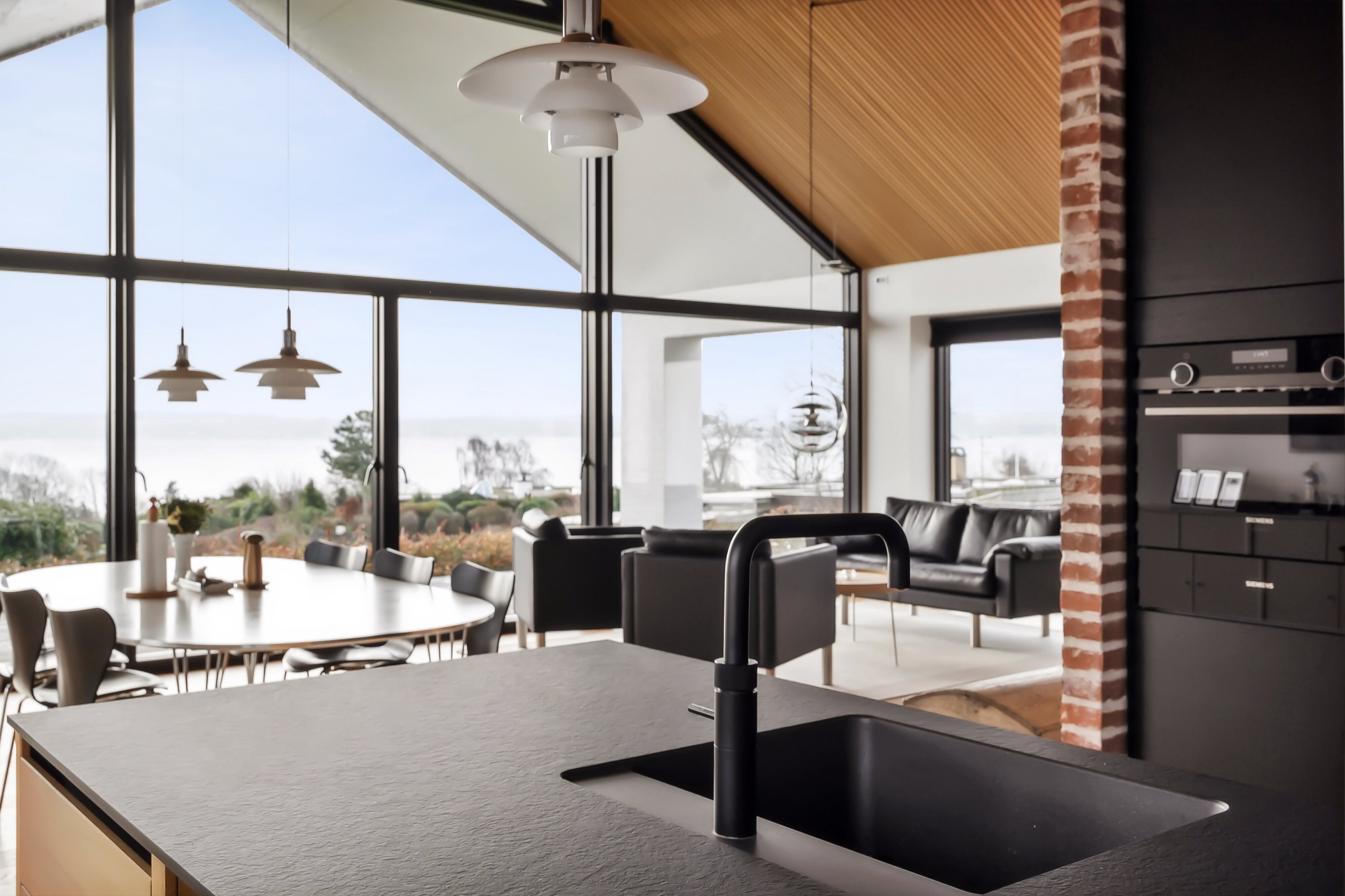 Fremhævet køkken billede i fuldskærmstilstand. Billede af Dyrhave 64, 6200 Aabenraa