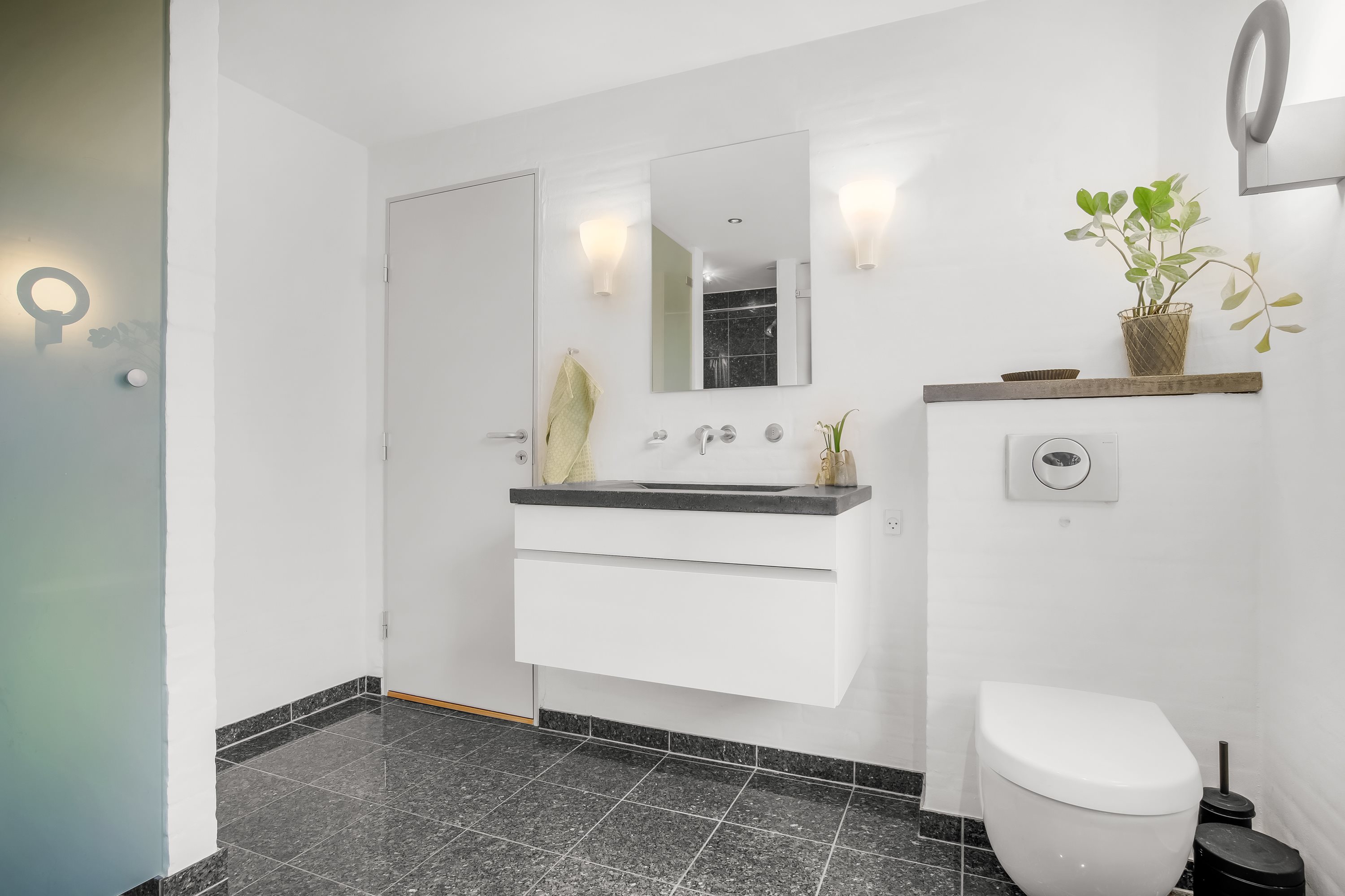 Fremhævet  billede i fuldskærmstilstand. Billede af Solsortevej 8, 7500 Holstebro