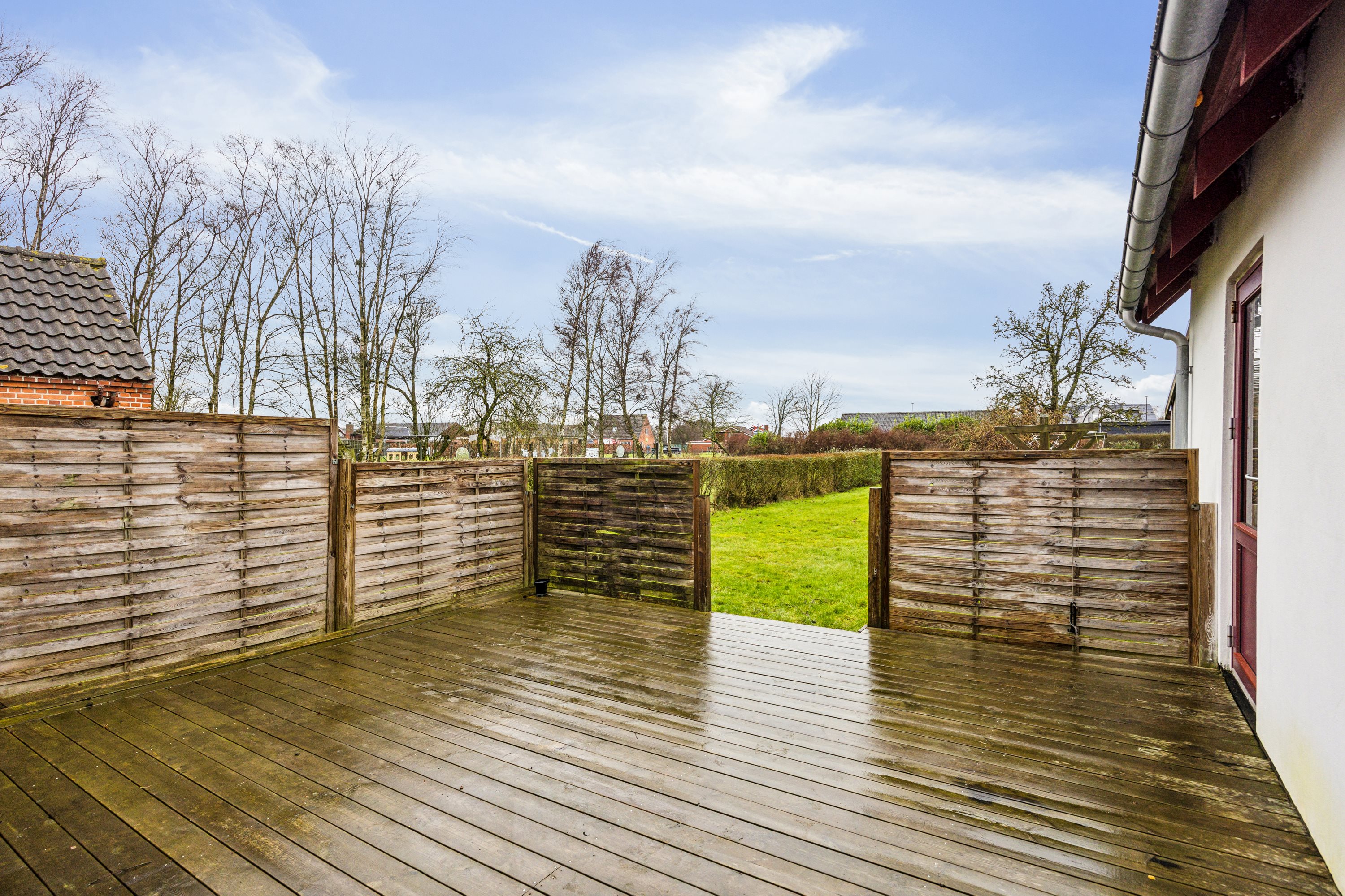Fremhævet terrasse billede i fuldskærmstilstand. Billede af Himmerlandsvej 2, Arentsminde, 9460 Brovst
