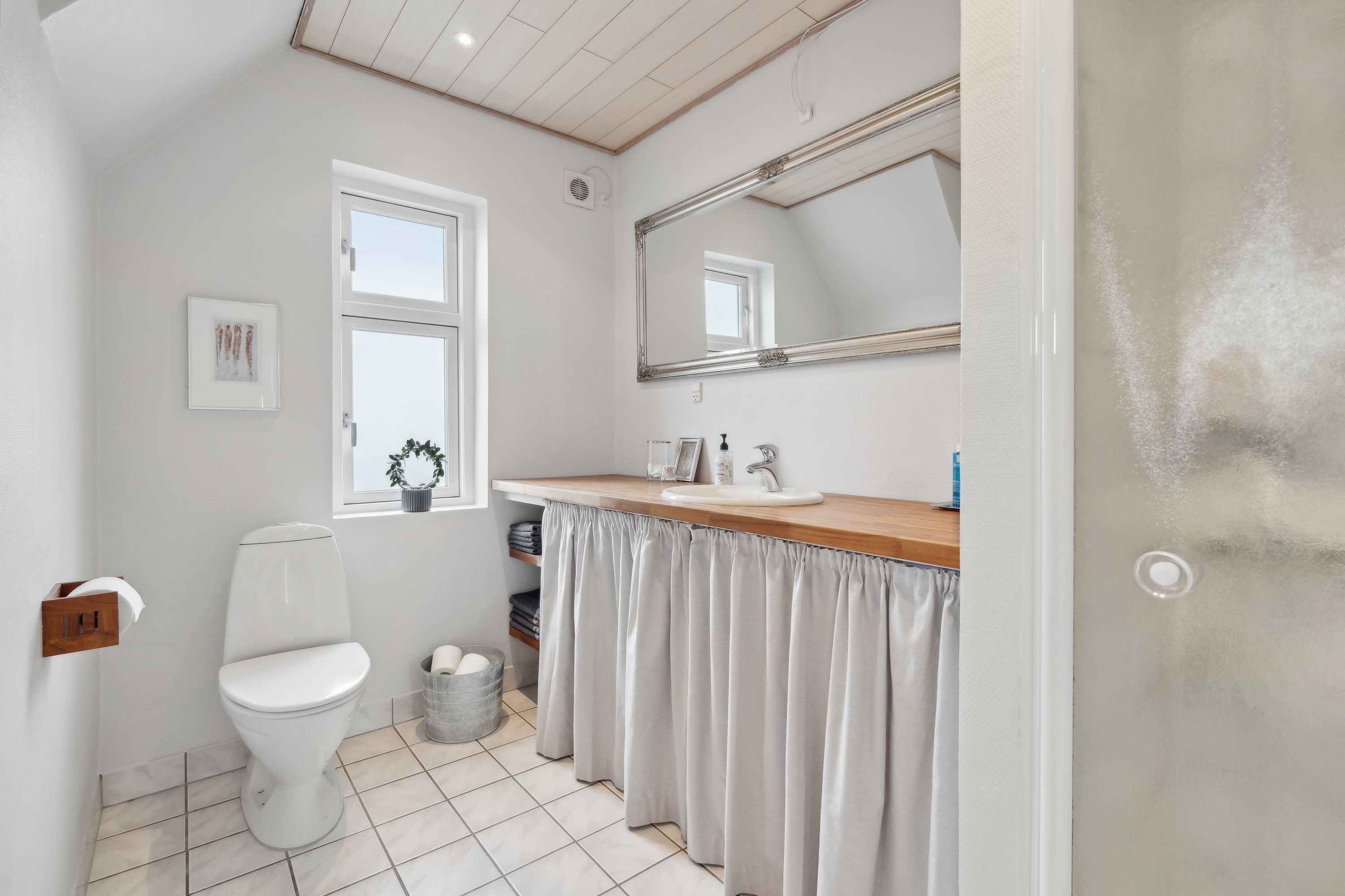 Fremhævet  billede i fuldskærmstilstand. Billede af Skovvej 19, Thorning, 8620 Kjellerup