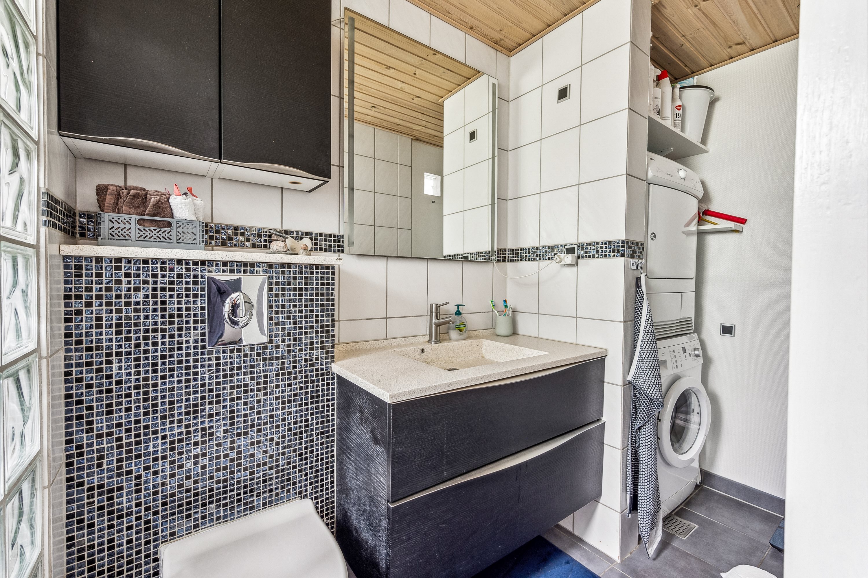 Fremhævet  billede i fuldskærmstilstand. Billede af Th. Sauers Vej 22, 9000 Aalborg