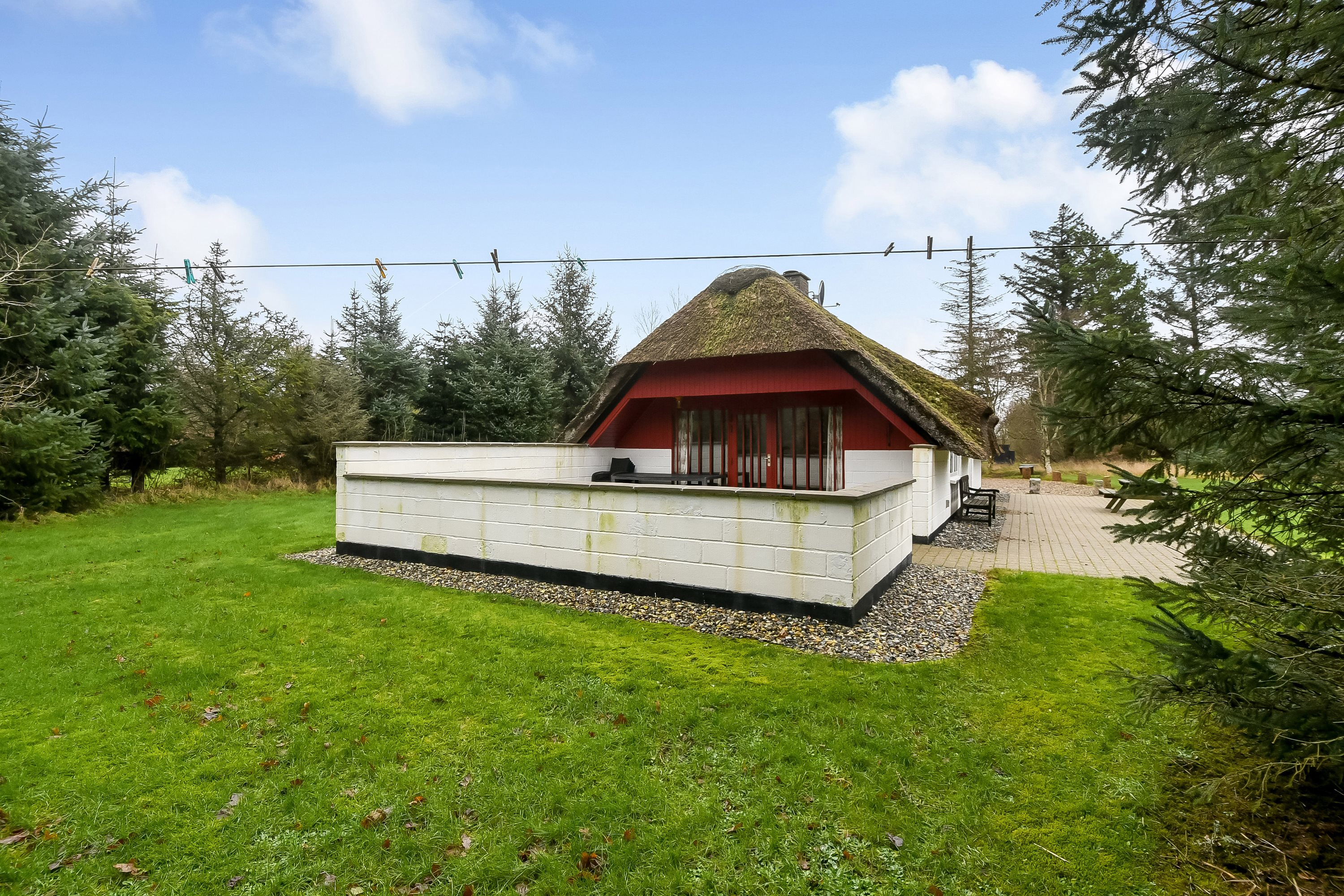 Fremhævet køkken billede i fuldskærmstilstand. Billede af Grævlingevej 10, Husby, 6990 Ulfborg