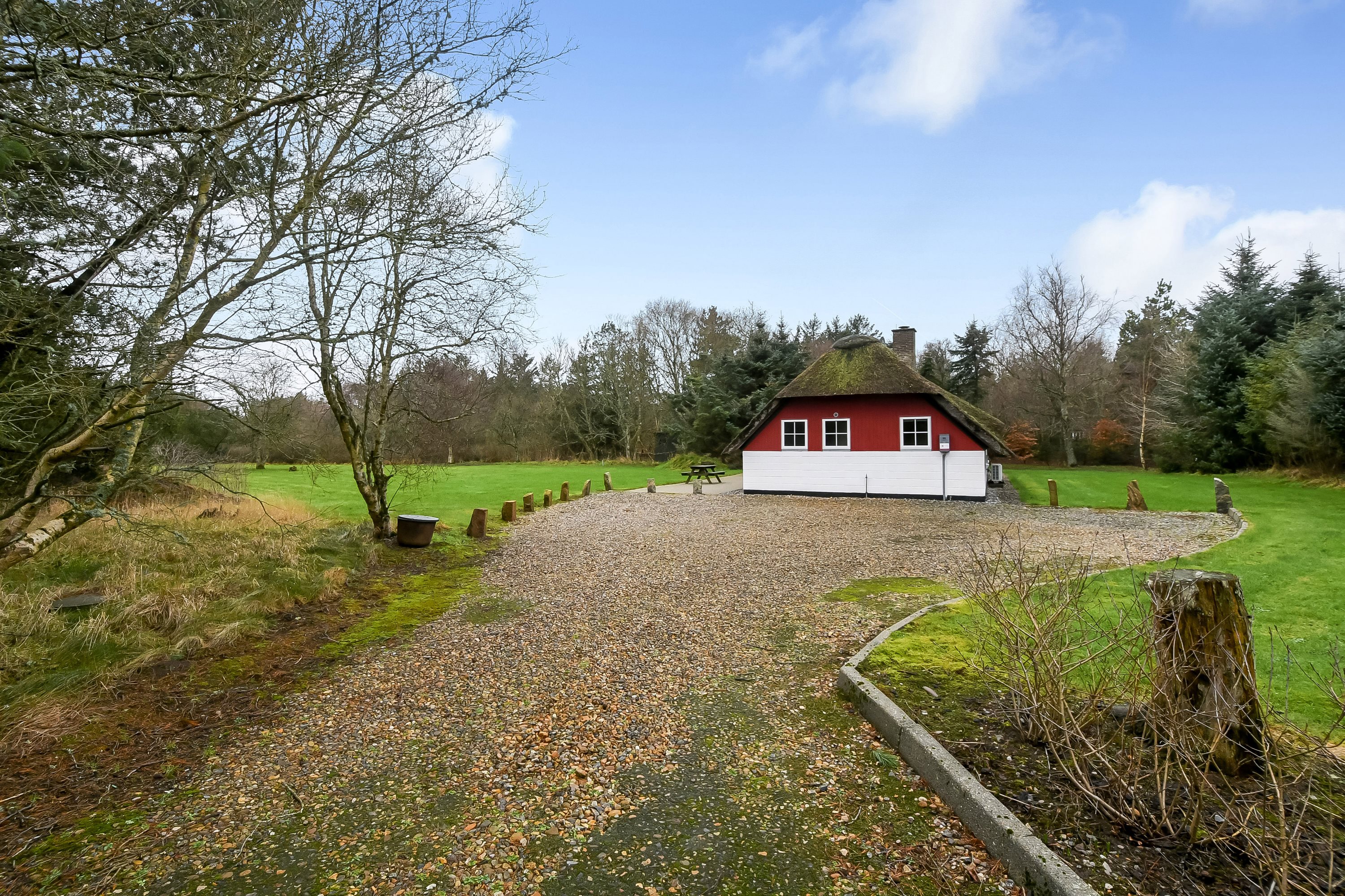 Fremhævet køkken billede i fuldskærmstilstand. Billede af Grævlingevej 10, Husby, 6990 Ulfborg