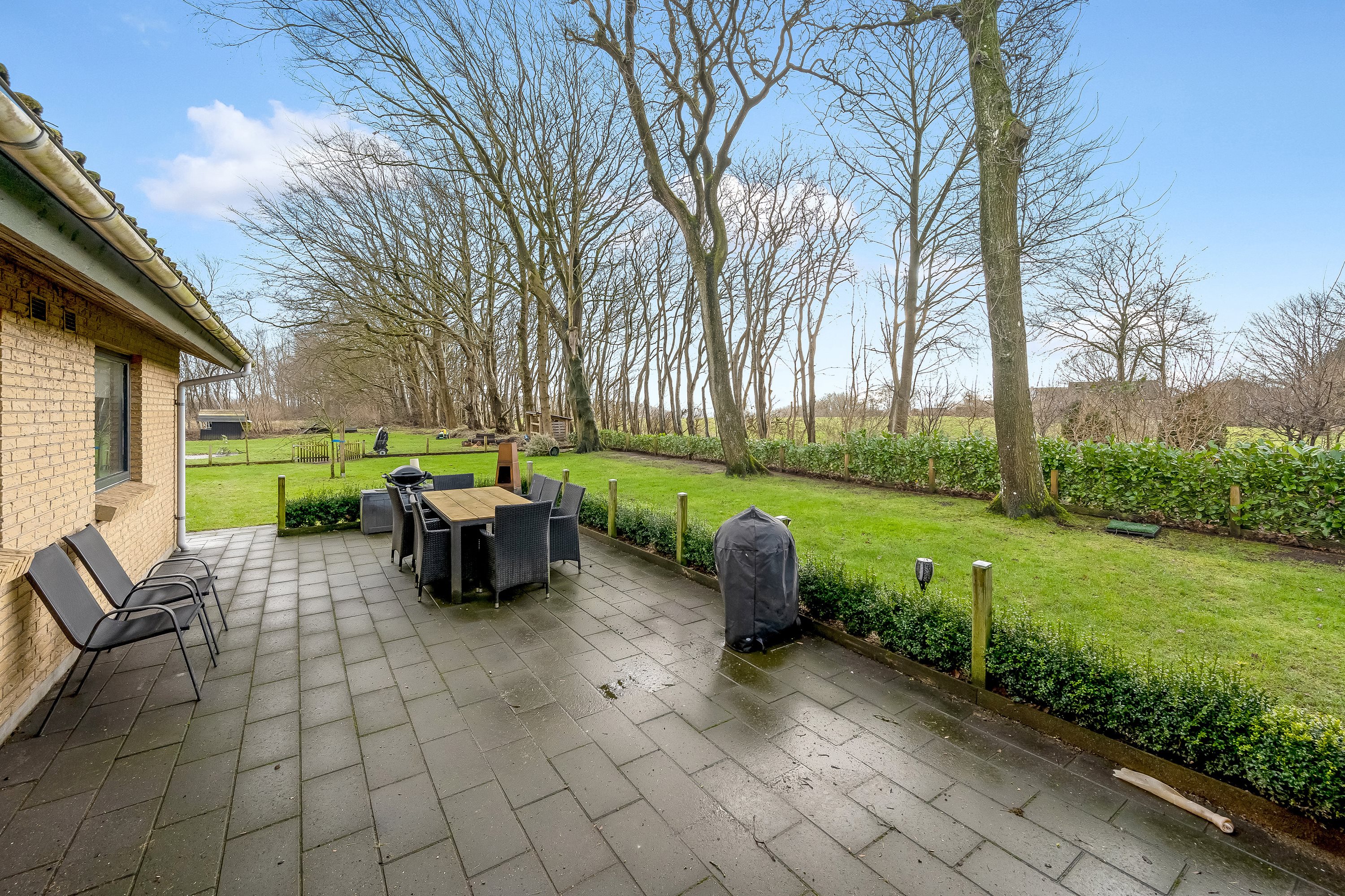 Fremhævet facade billede i fuldskærmstilstand. Billede af Præstevejen 14, Faster, 6900 Skjern