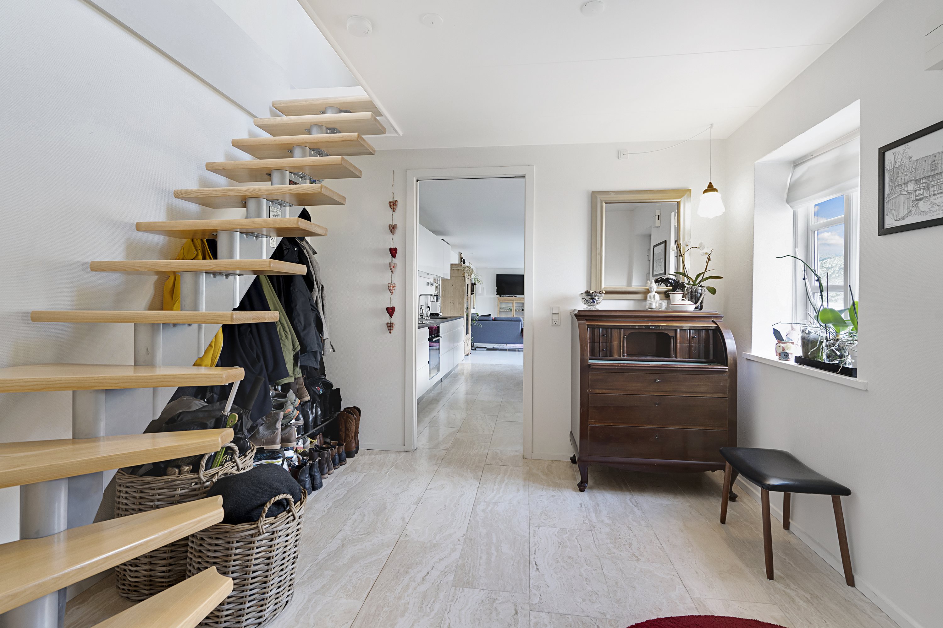 Fremhævet entré billede i fuldskærmstilstand. Billede af Von Hattenstræde 9C, 8900 Randers C