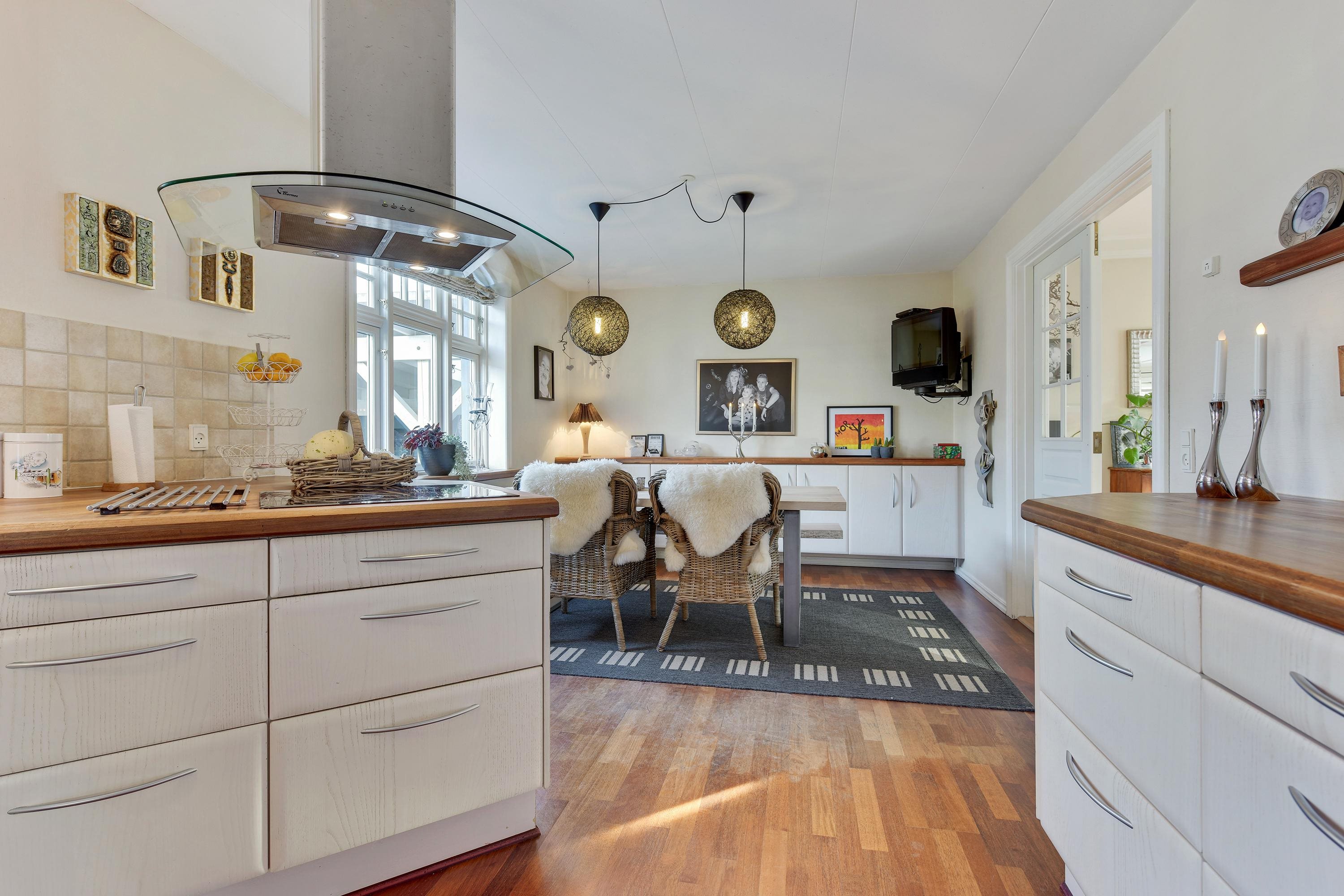 Miniaturebillede 2: køkken. Billede af Mosbjergvej 441, Mosbjerg, 9870 Sindal