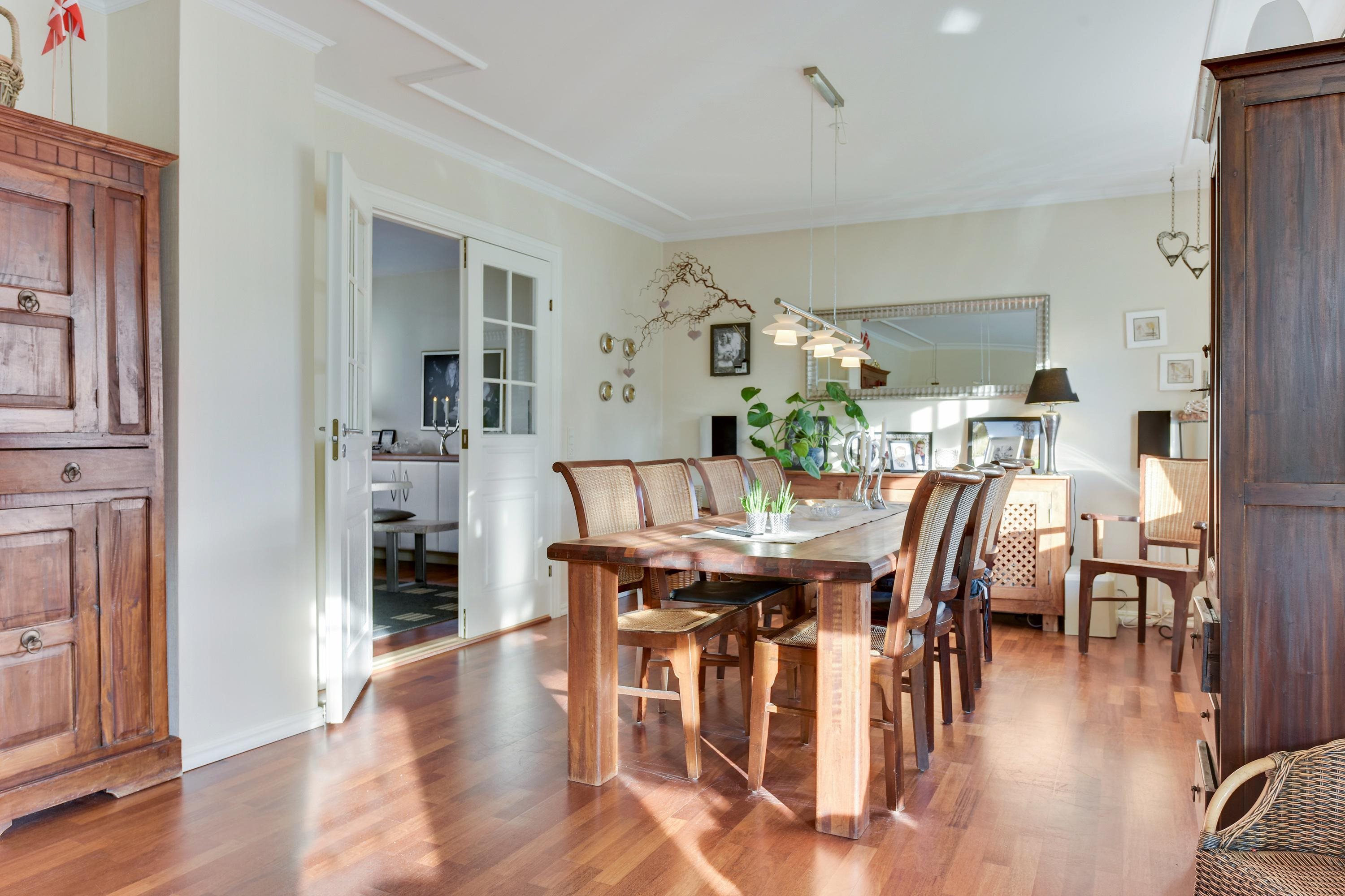 Fremhævet stue billede i fuldskærmstilstand. Billede af Mosbjergvej 441, Mosbjerg, 9870 Sindal