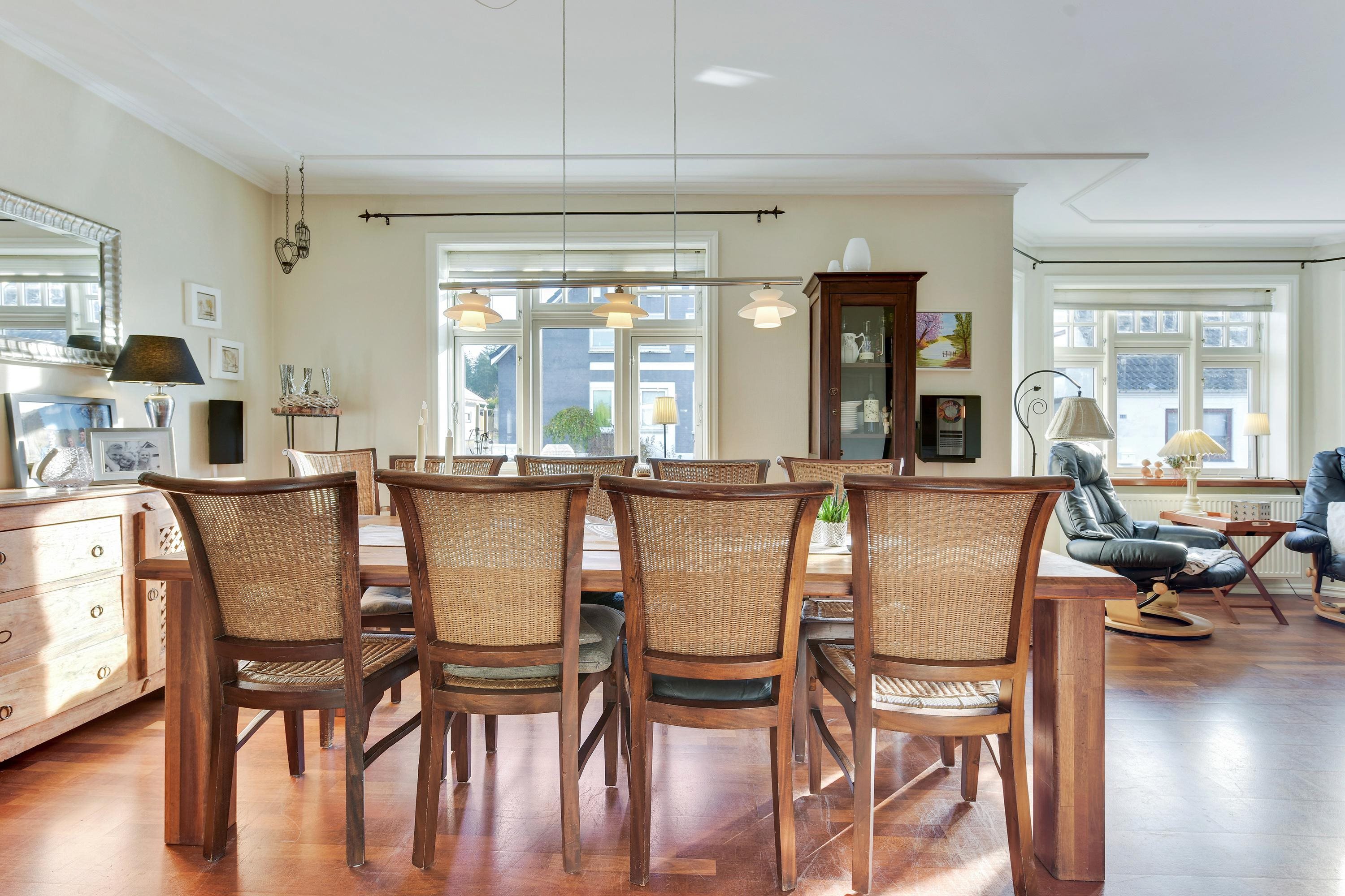 Fremhævet stue billede i fuldskærmstilstand. Billede af Mosbjergvej 441, Mosbjerg, 9870 Sindal