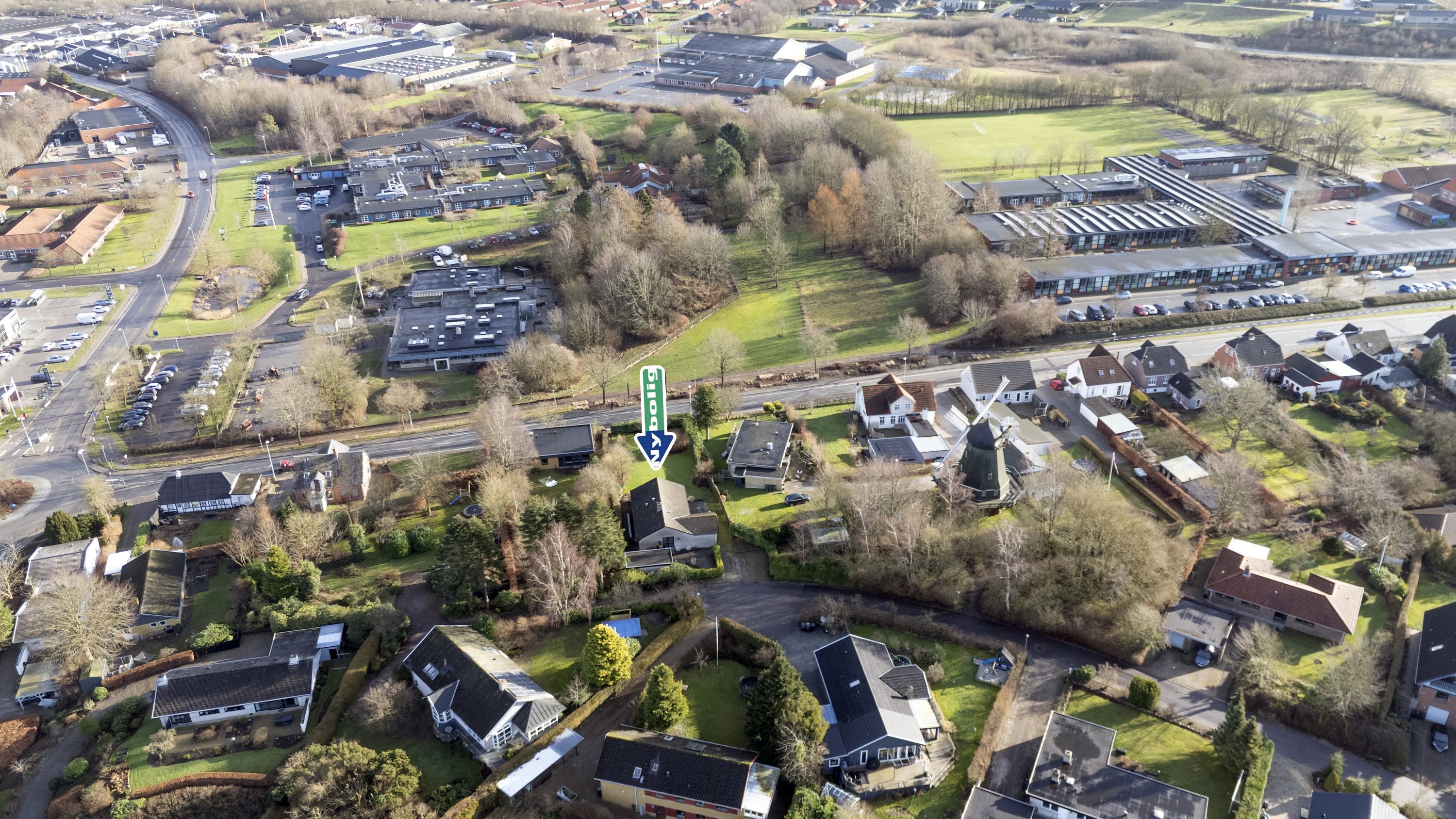 Fremhævet  billede i fuldskærmstilstand. Billede af Fuglebakken 23, 5560 Aarup