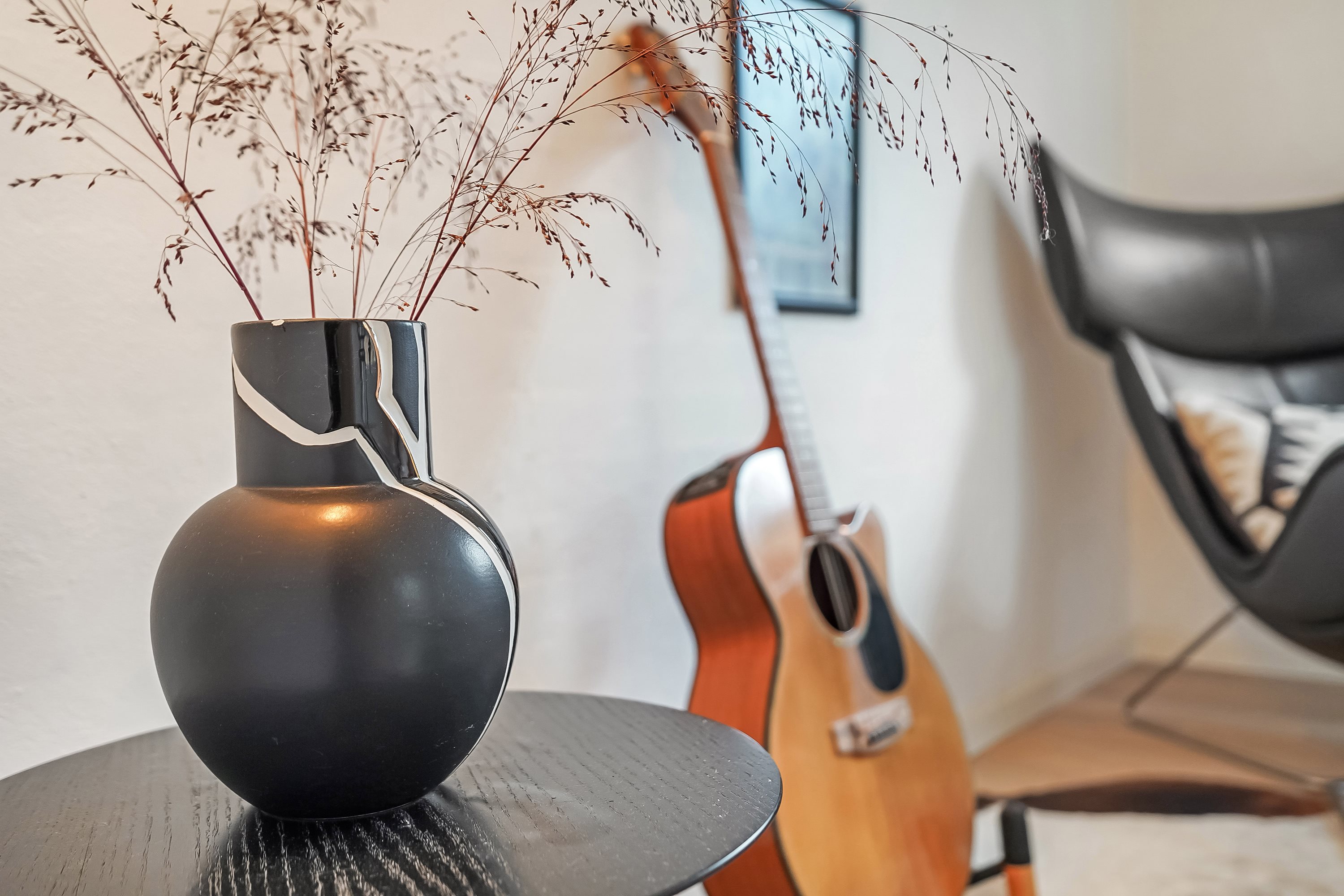 Fremhævet stue billede i fuldskærmstilstand. Billede af Skovbrynet 19, 5620 Glamsbjerg