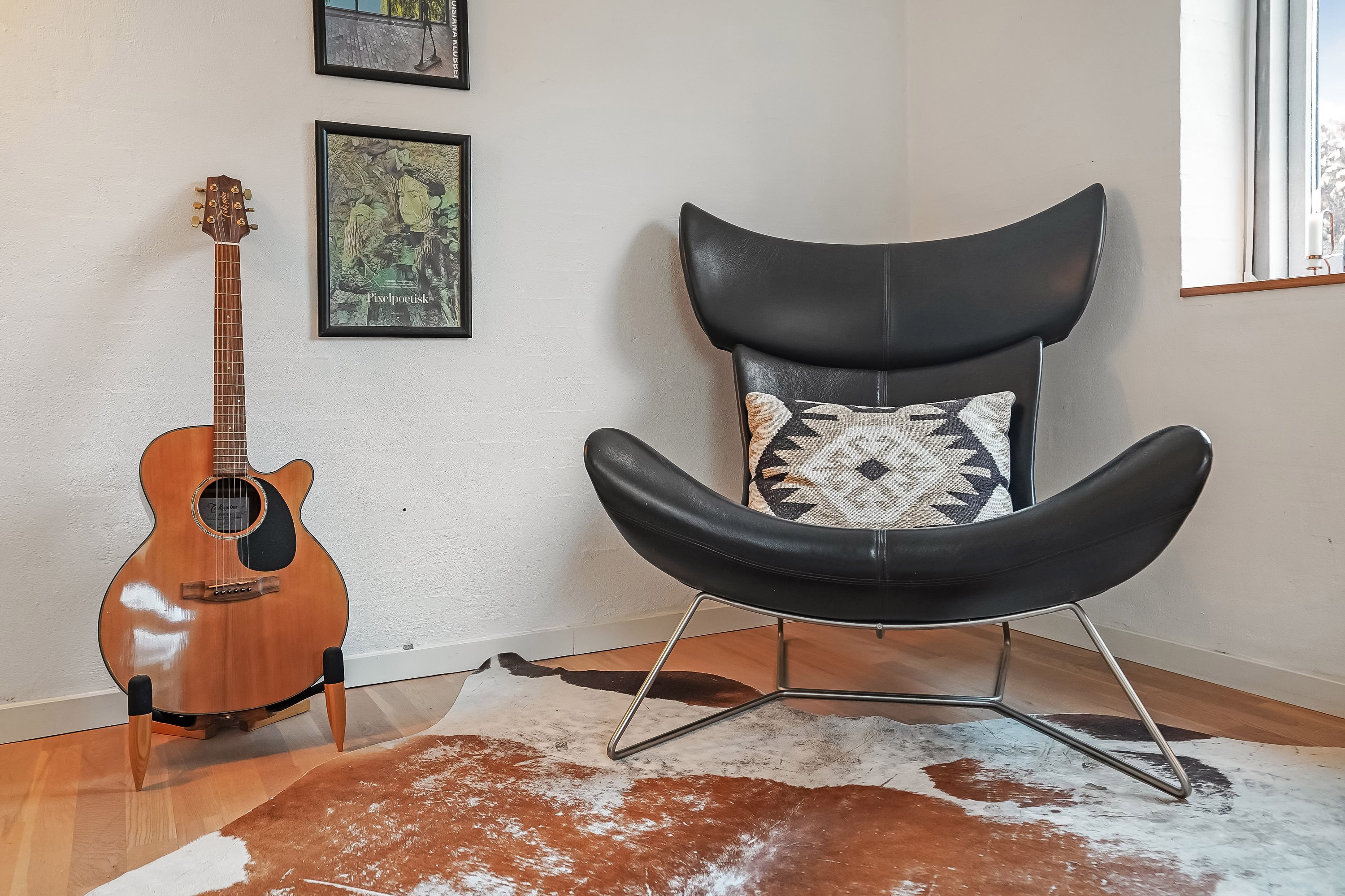 Fremhævet stue billede i fuldskærmstilstand. Billede af Skovbrynet 19, 5620 Glamsbjerg