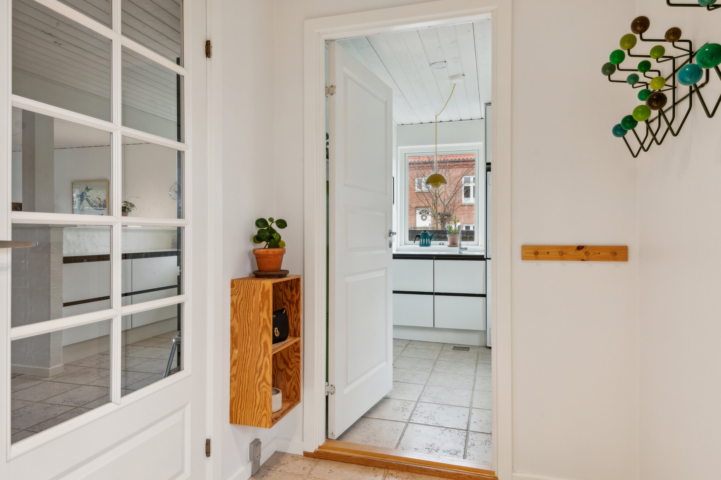 Fremhævet entré billede i fuldskærmstilstand. Billede af Davids Alle 44B, 9000 Aalborg