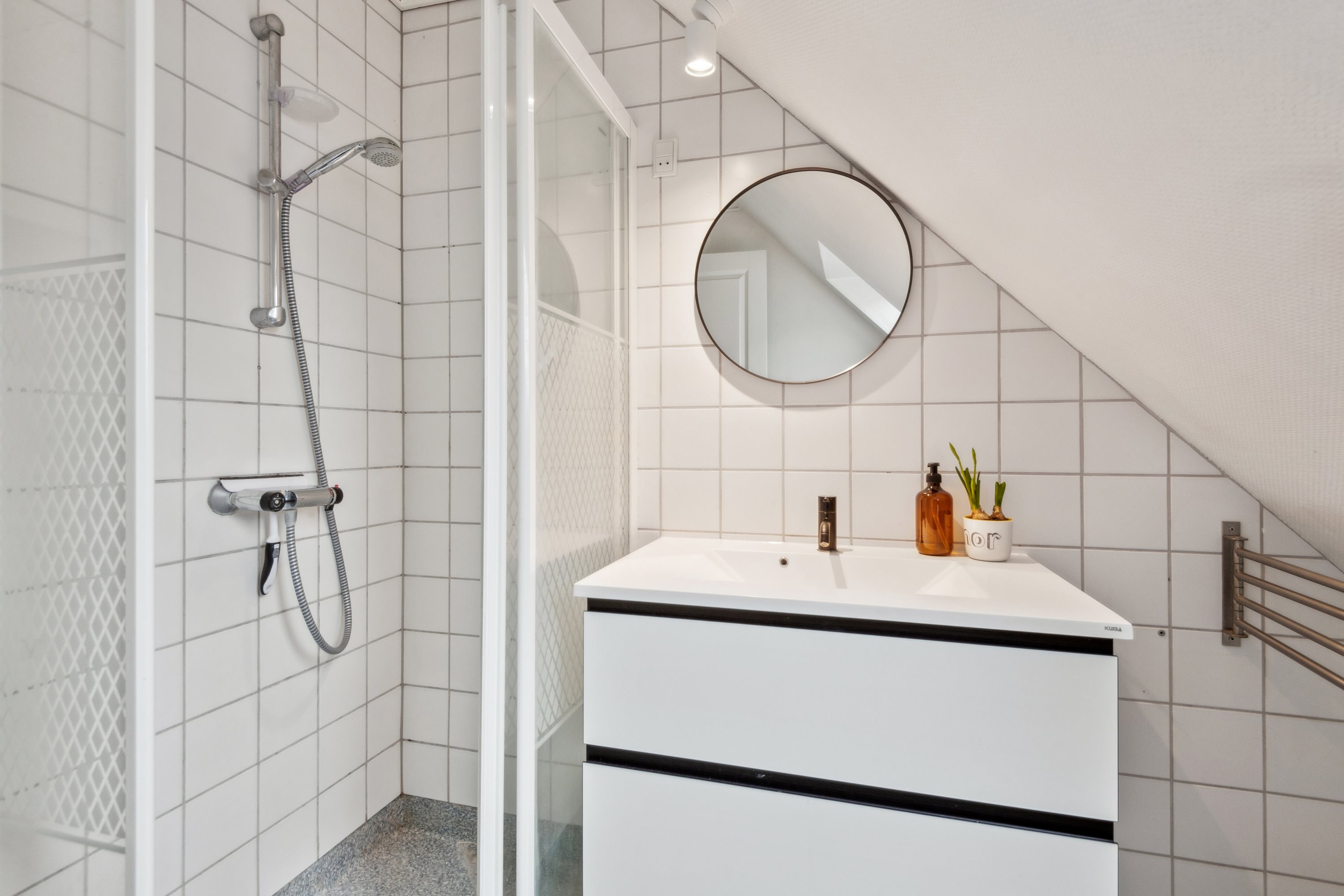 Fremhævet badeværelse billede i fuldskærmstilstand. Billede af Davids Alle 44B, 9000 Aalborg