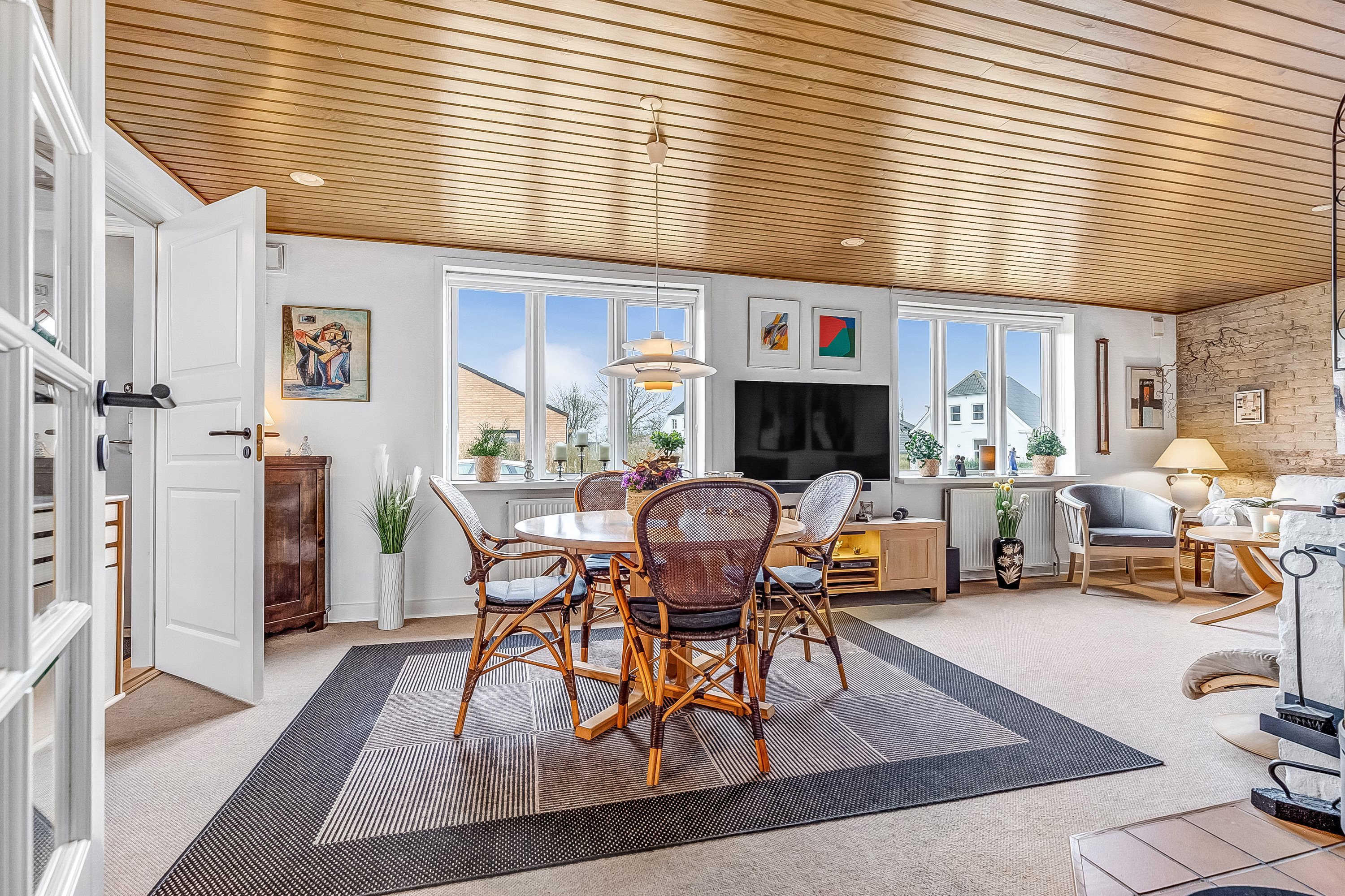 Fremhævet stue billede i fuldskærmstilstand. Billede af Hans Dalls Vej 4, Ødis, 6580 Vamdrup