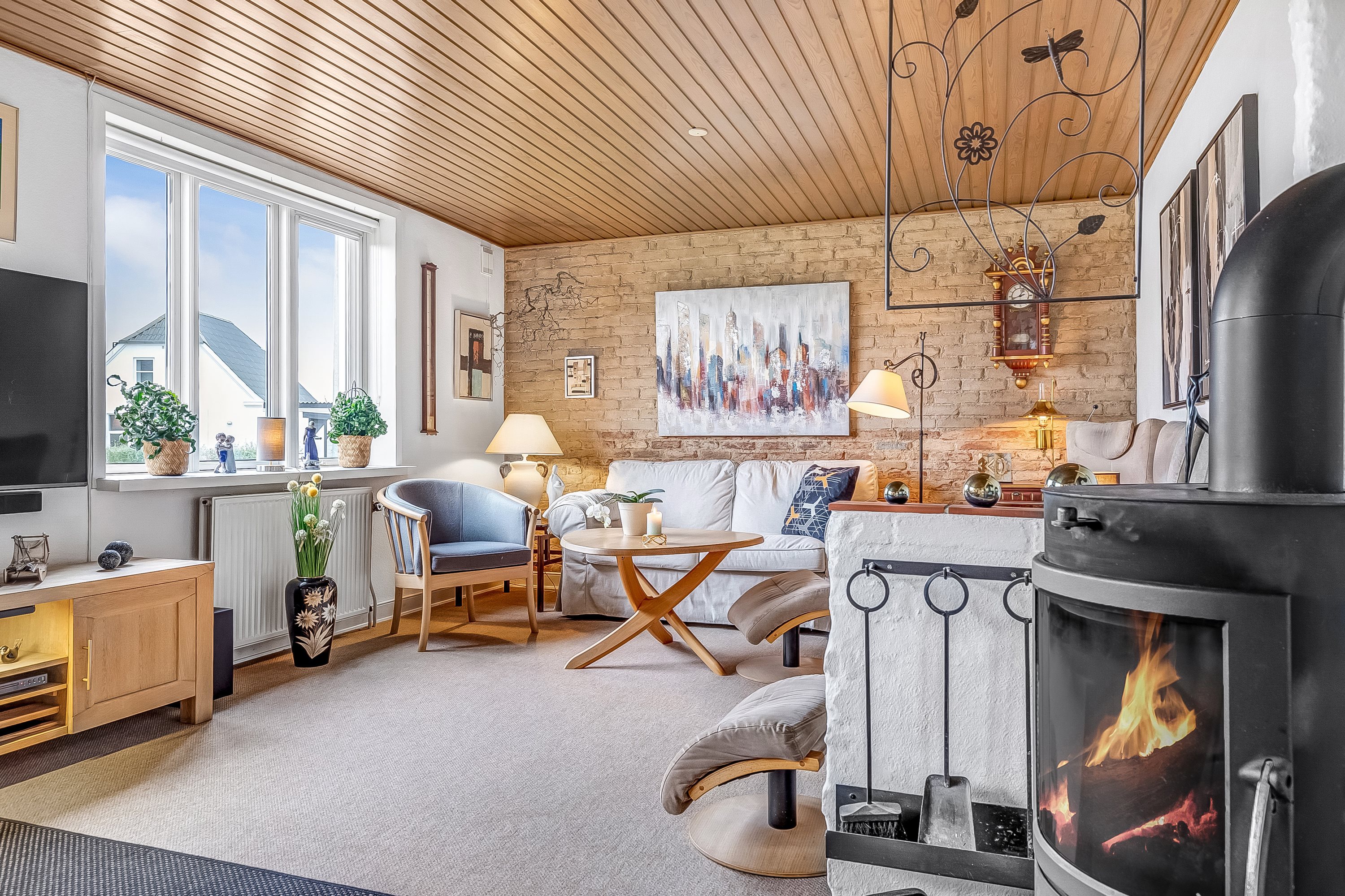 Fremhævet stue billede i fuldskærmstilstand. Billede af Hans Dalls Vej 4, Ødis, 6580 Vamdrup