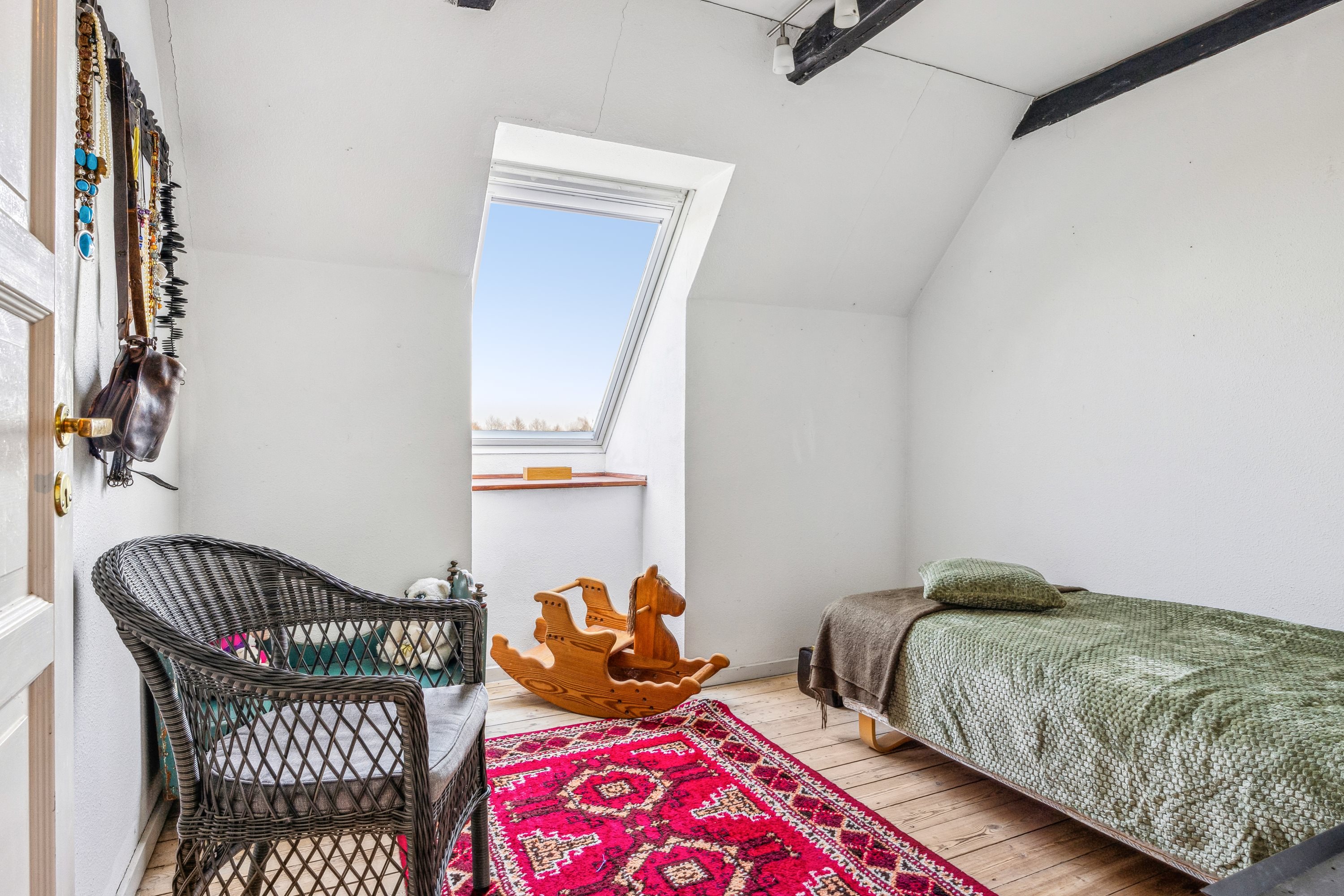 Fremhævet værelse billede i fuldskærmstilstand. Billede af Strøby Bygade 93, 4671 Strøby