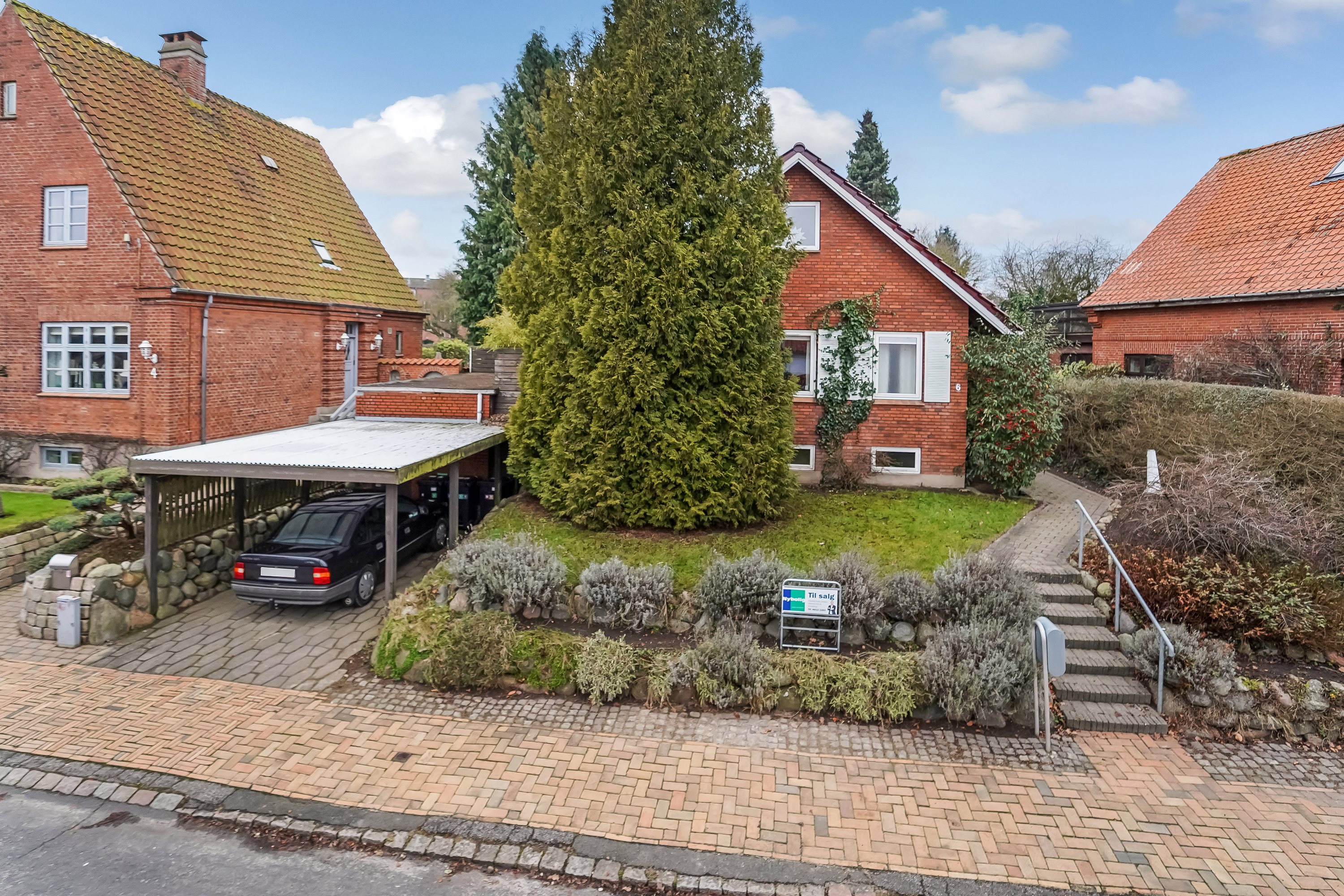 Fremhævet ejendommen billede i fuldskærmstilstand. Billede af Regner Lodbrogs Vej 6, Bolbro, 5200 Odense V