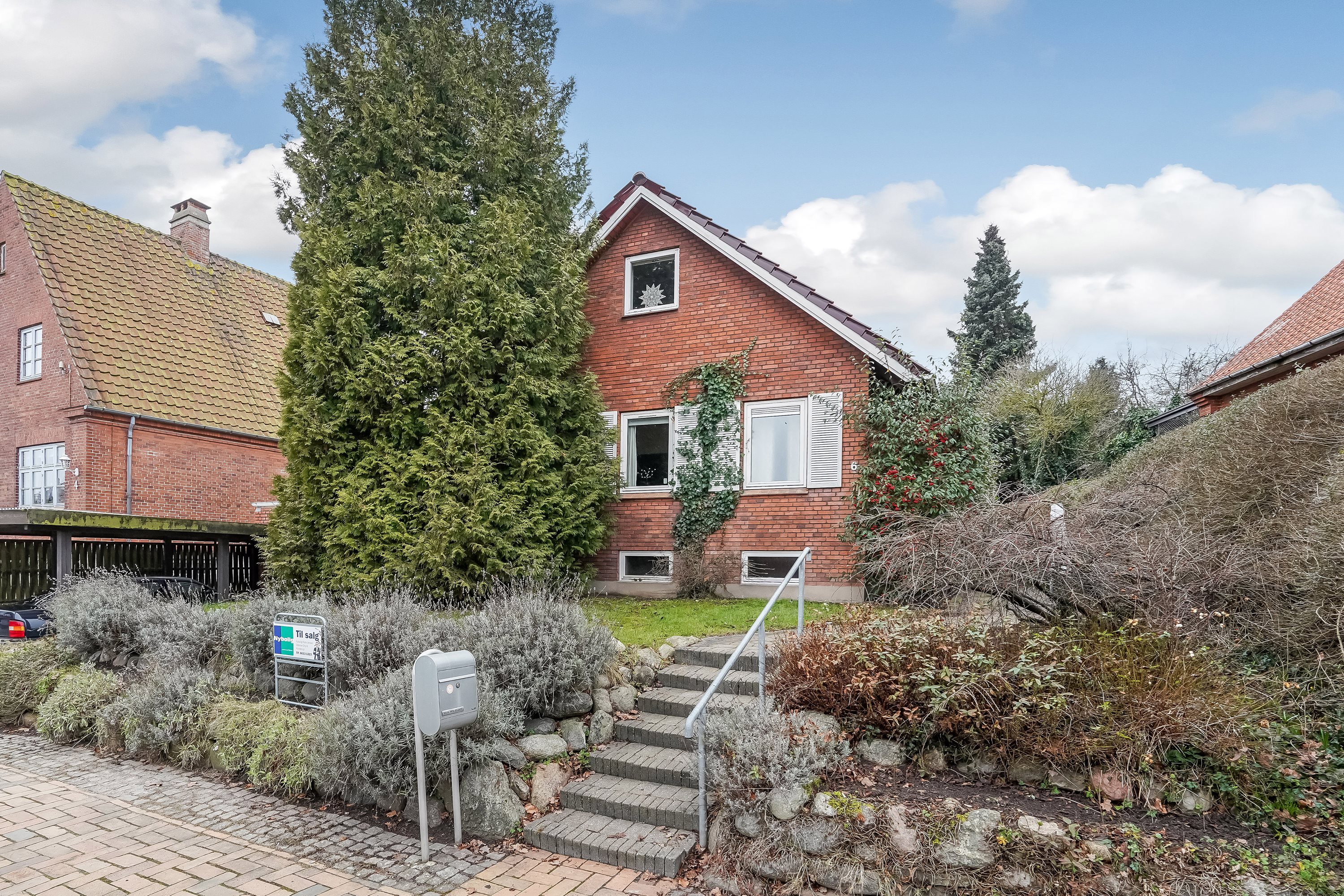 Fremhævet ejendommen billede i fuldskærmstilstand. Billede af Regner Lodbrogs Vej 6, Bolbro, 5200 Odense V