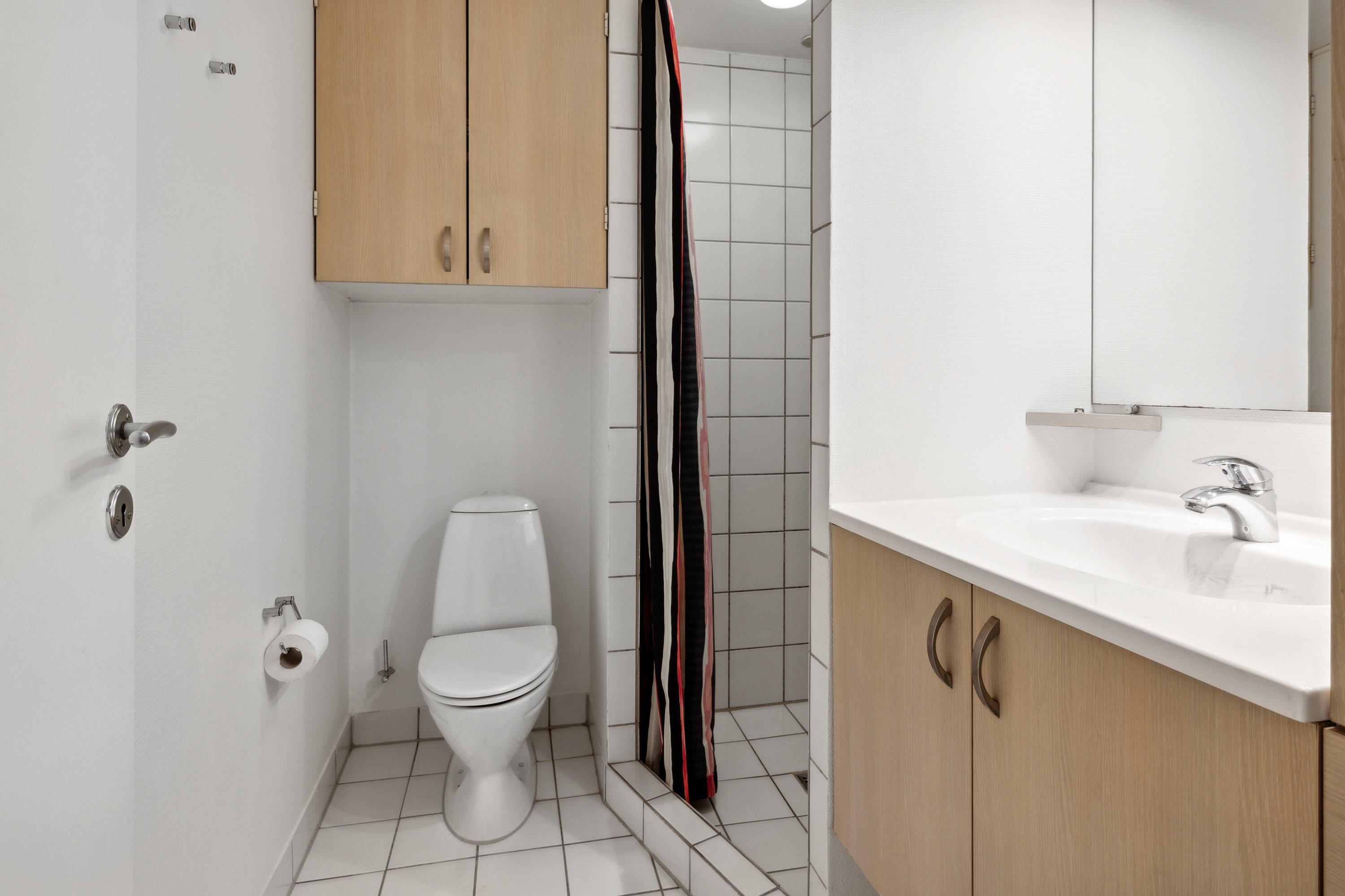 Fremhævet badeværelse billede i fuldskærmstilstand. Billede af Sct. Jørgens Vej 24, st.. 1., 8800 Viborg