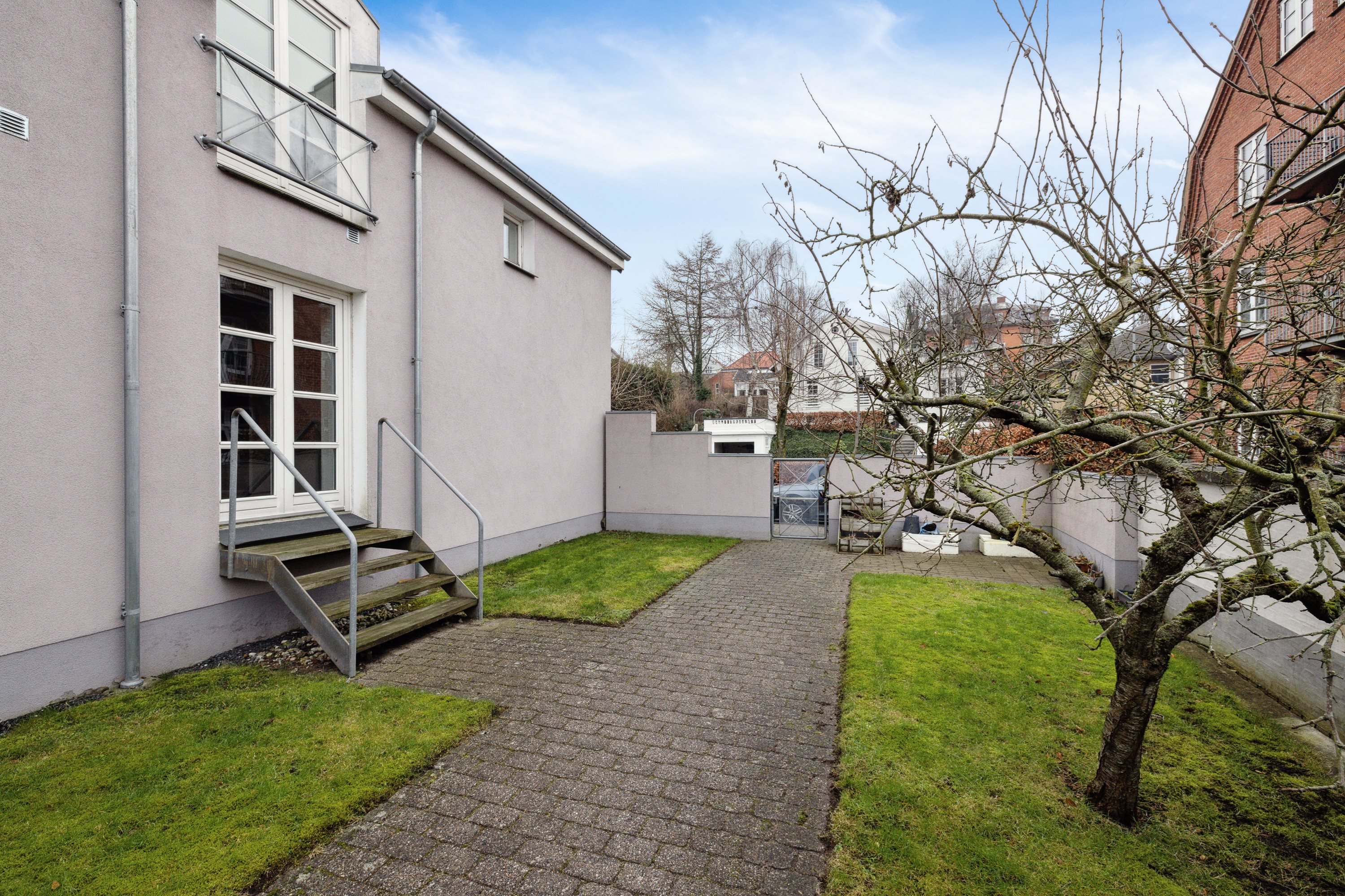 Miniaturebillede 1: ejendom 1. Billede af Sct. Jørgens Vej 24, st.. 1., 8800 Viborg