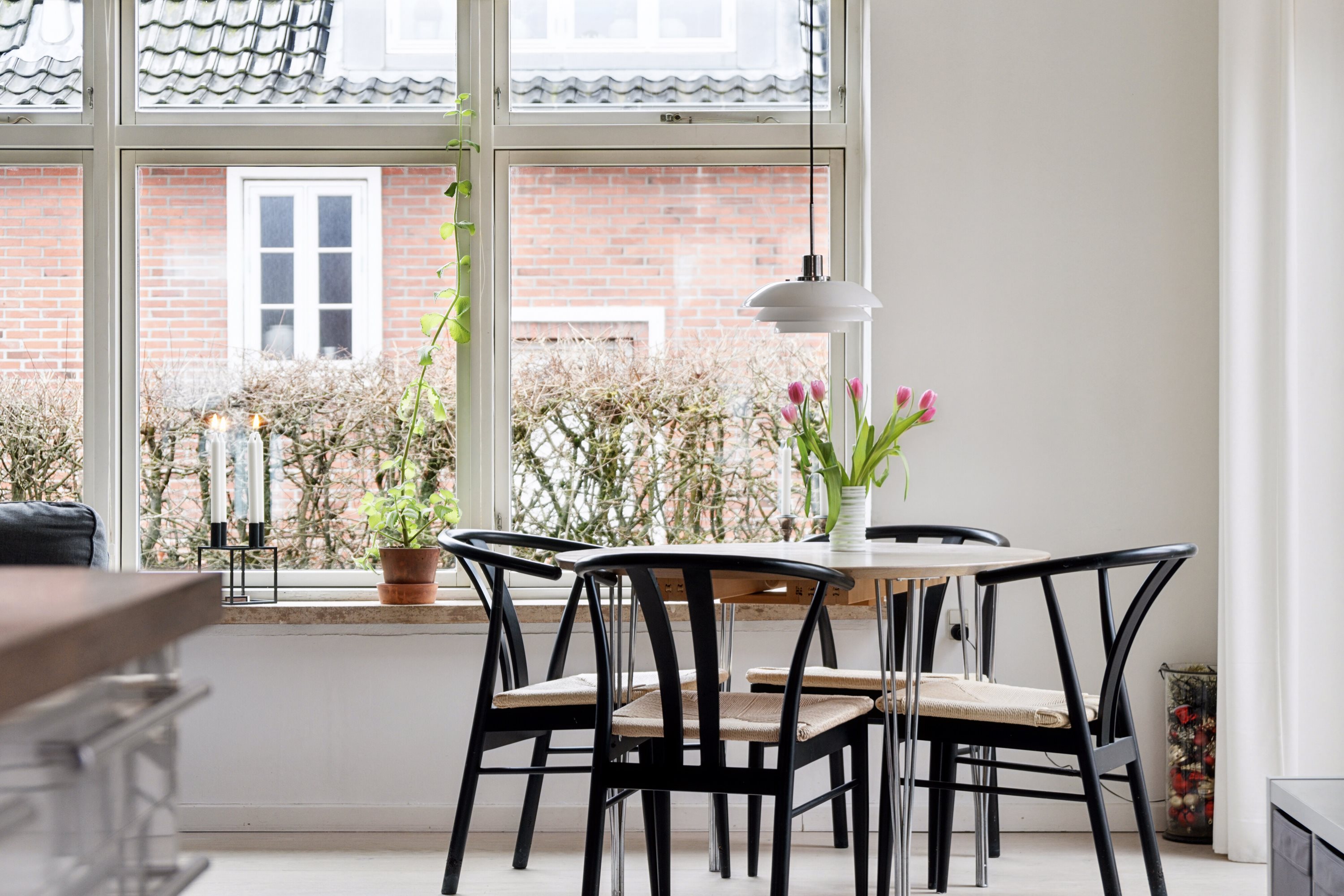 Fremhævet spisestue billede i fuldskærmstilstand. Billede af Kongelysvej 16, 5000 Odense C