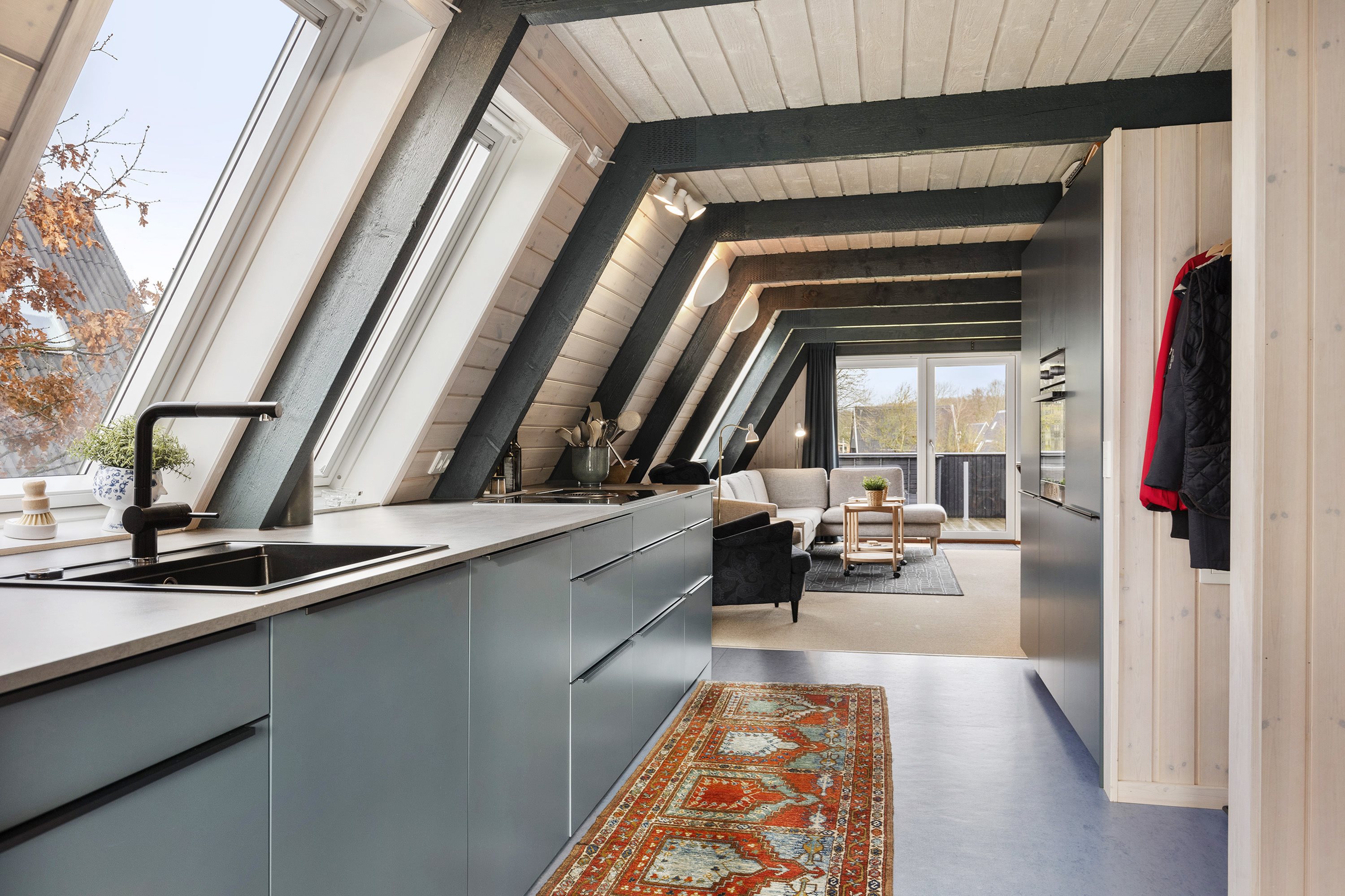 Fremhævet køkken billede i fuldskærmstilstand. Billede af Golfsvinget 300, Gatten, 9640 Farsø