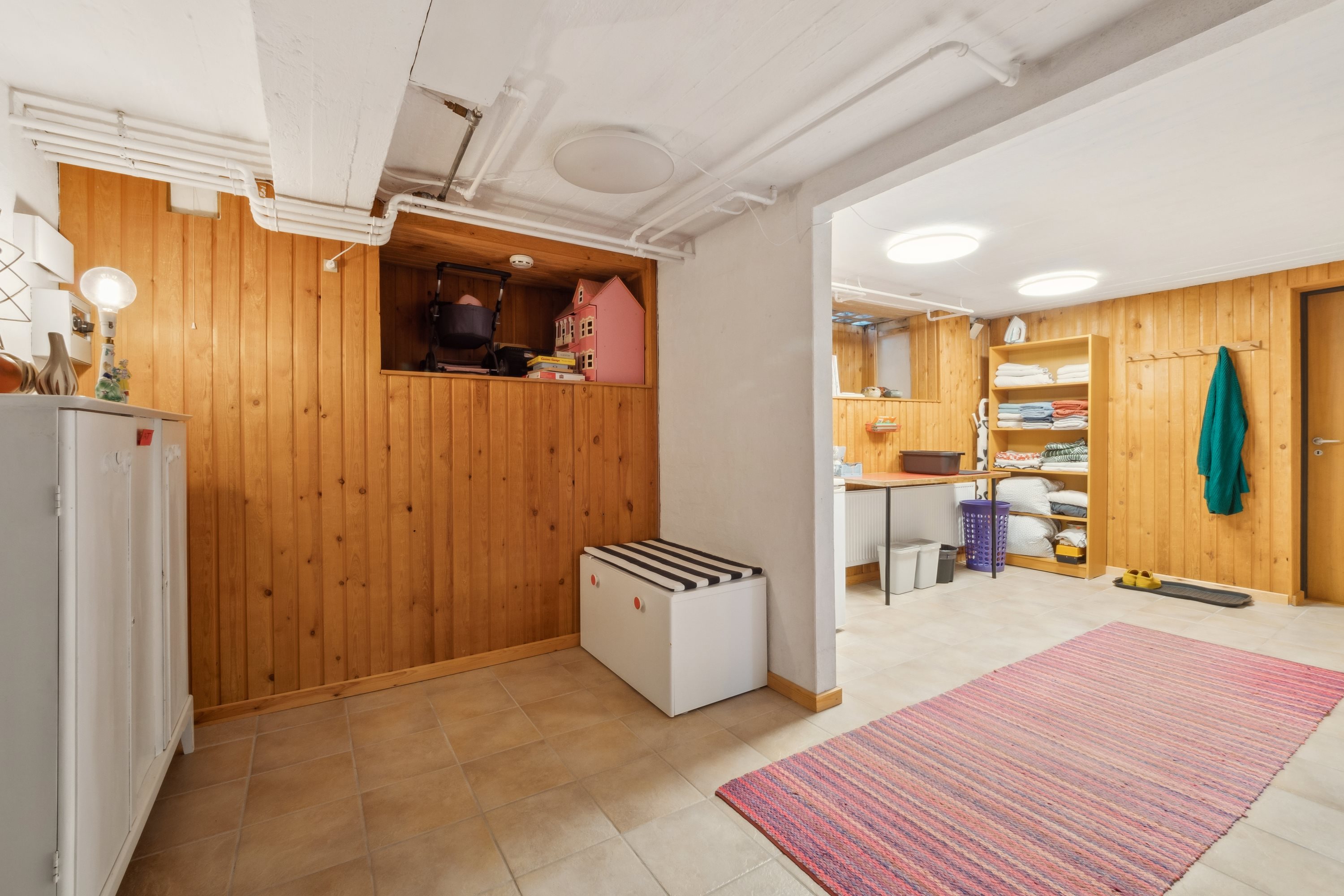 Fremhævet værelse billede i fuldskærmstilstand. Billede af Storhøjvej 20, 8831 Løgstrup