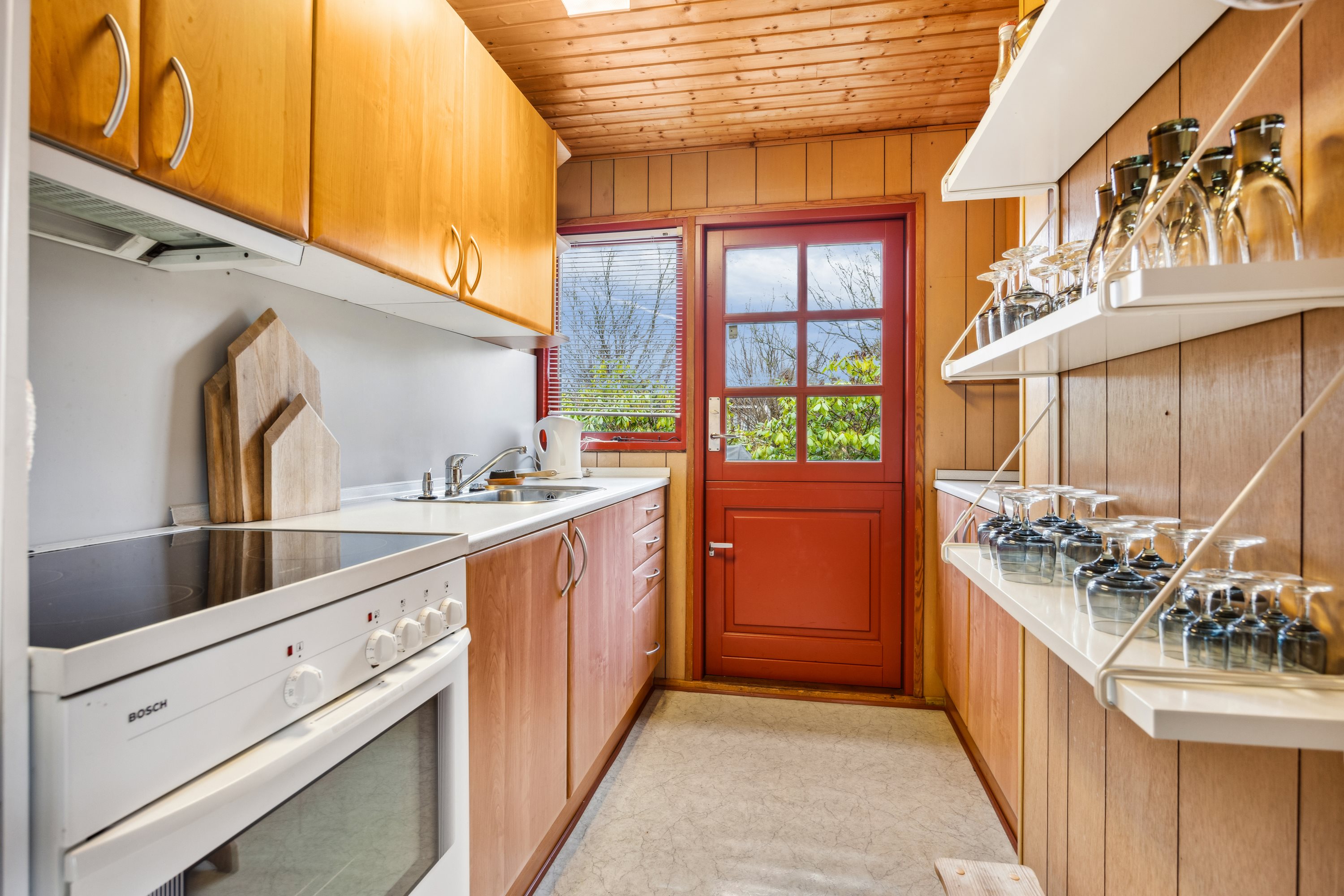 Miniaturebillede 1: køkken. Billede af Rådyrvej 22, Hou, 9370 Hals