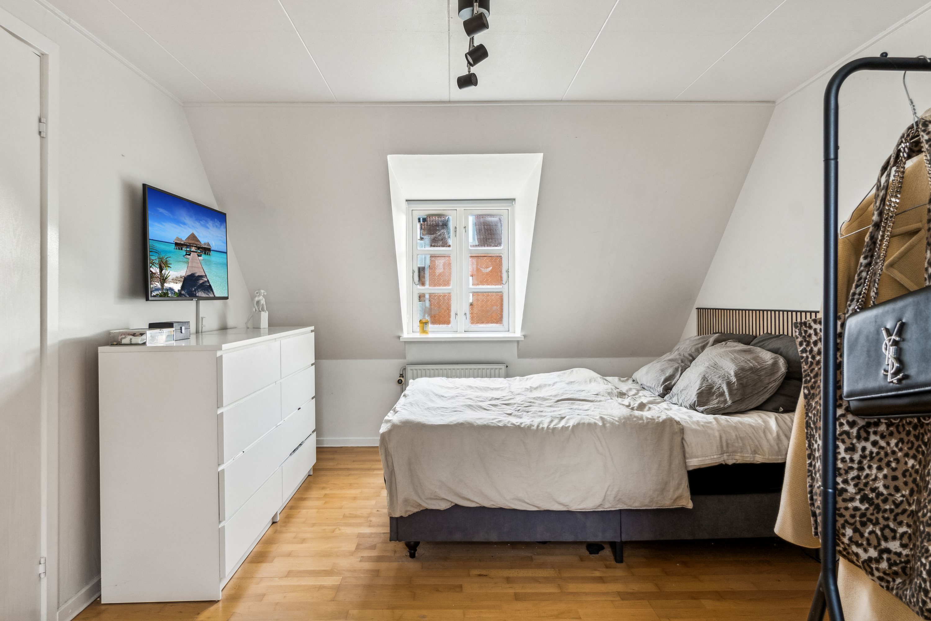 Fremhævet soveværelse billede i fuldskærmstilstand. Billede af Bjergbygade 18A, 2. tv., 4200 Slagelse