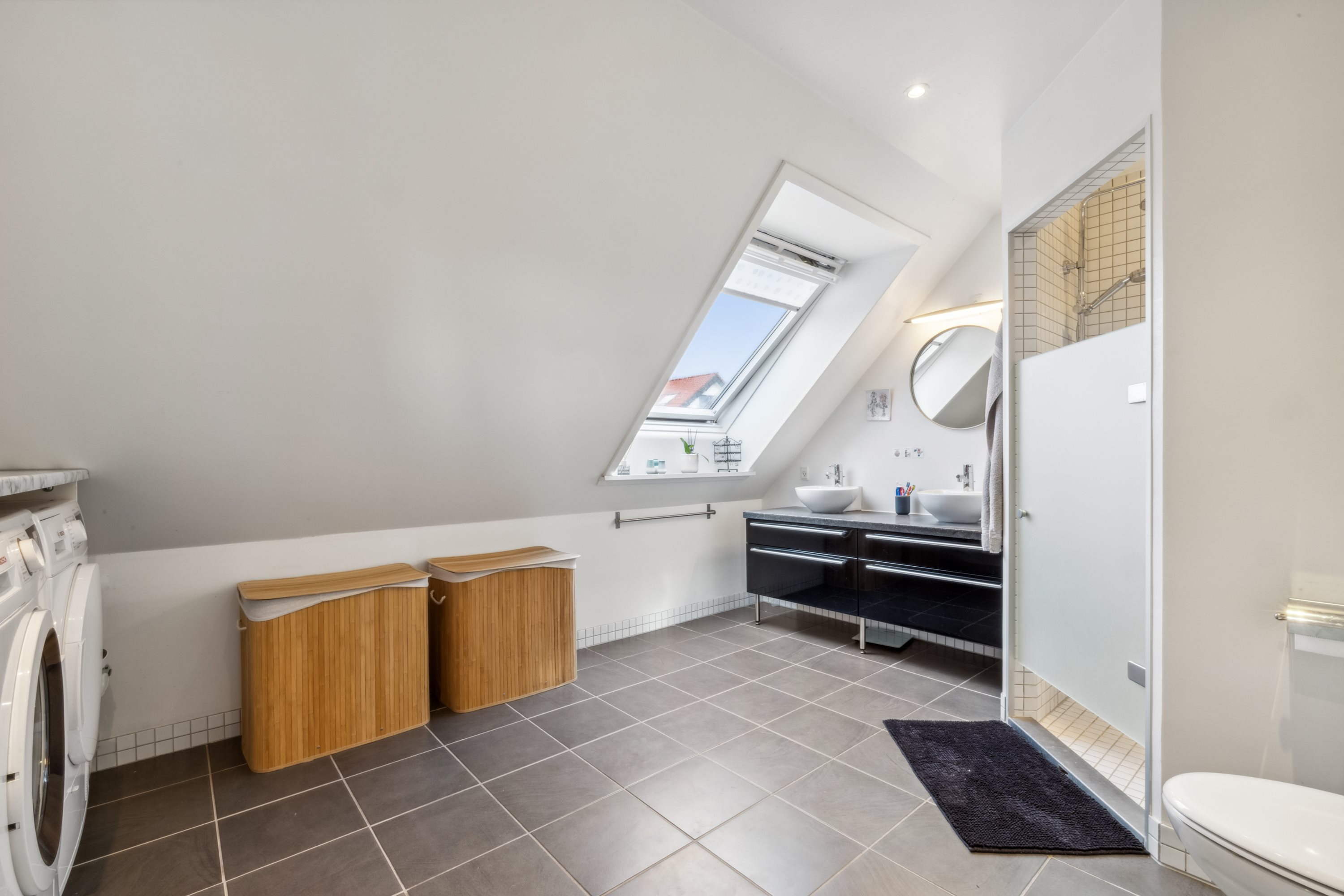 Fremhævet badeværelse billede i fuldskærmstilstand. Billede af Strandgårdsparken 176, 5600 Faaborg