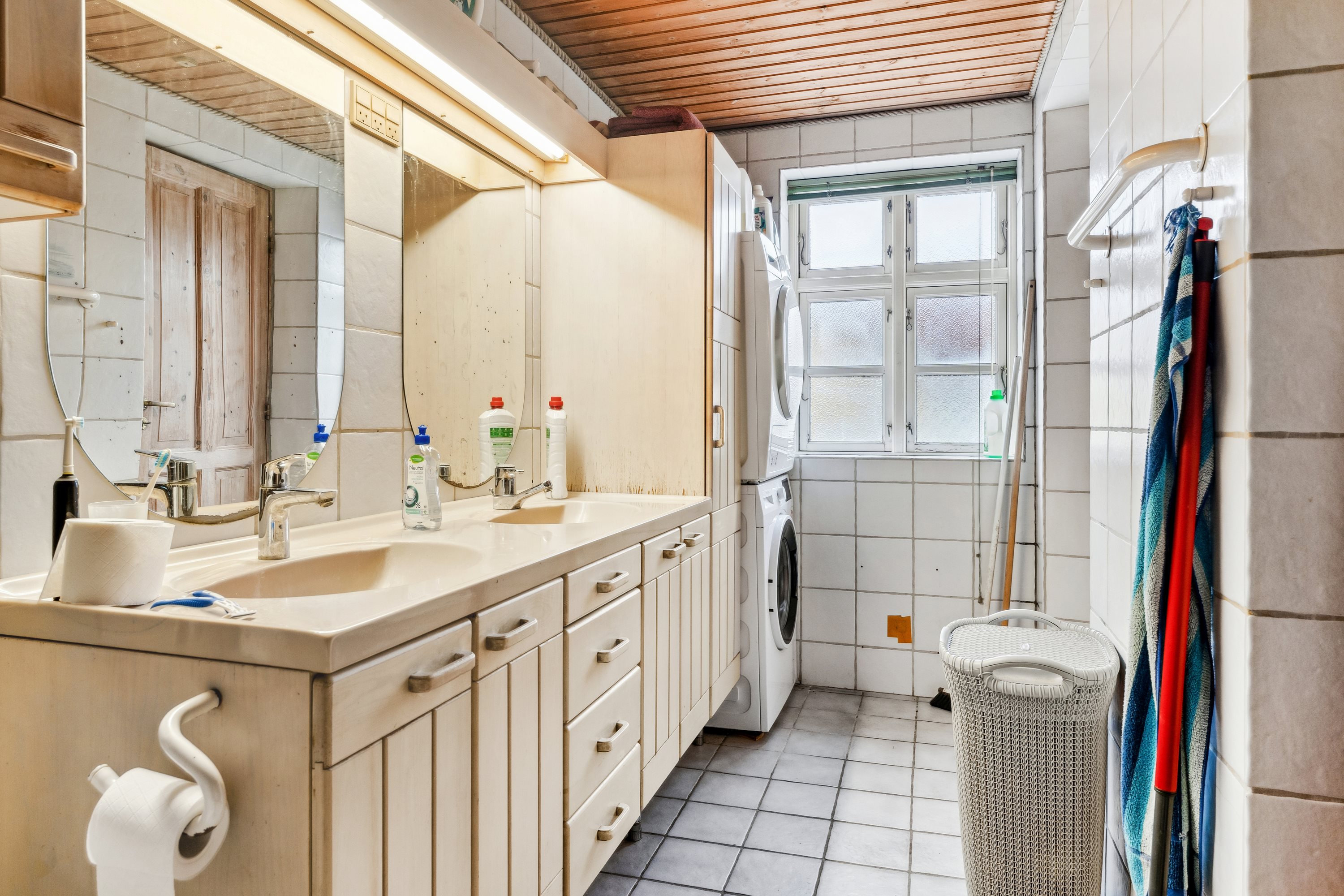 Fremhævet badeværelse billede i fuldskærmstilstand. Billede af Mammen Byvej 55, 8850 Bjerringbro