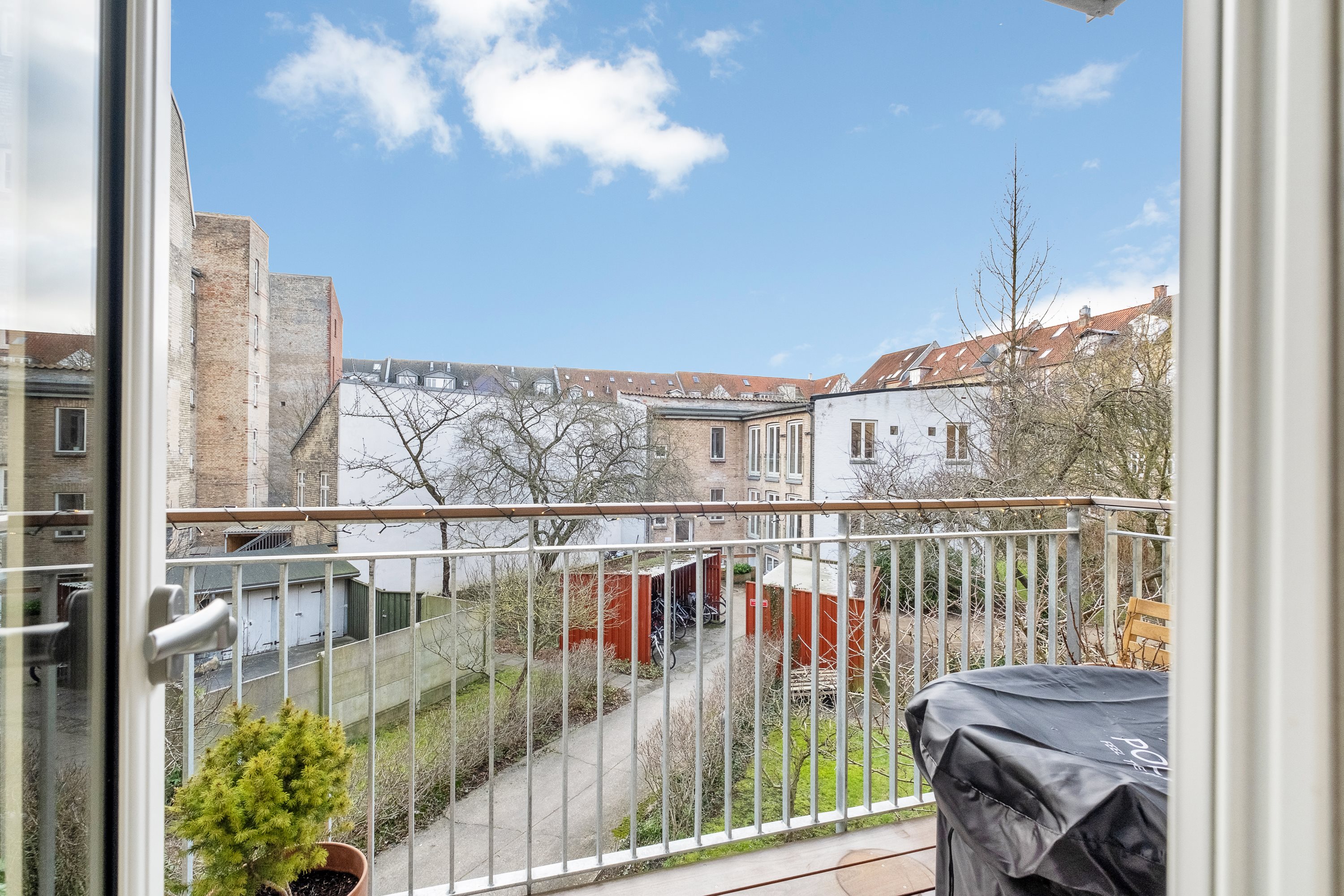 Fremhævet altan billede i fuldskærmstilstand. Billede af Skt. Pauls Gade 11B, 1., 8000 Aarhus C