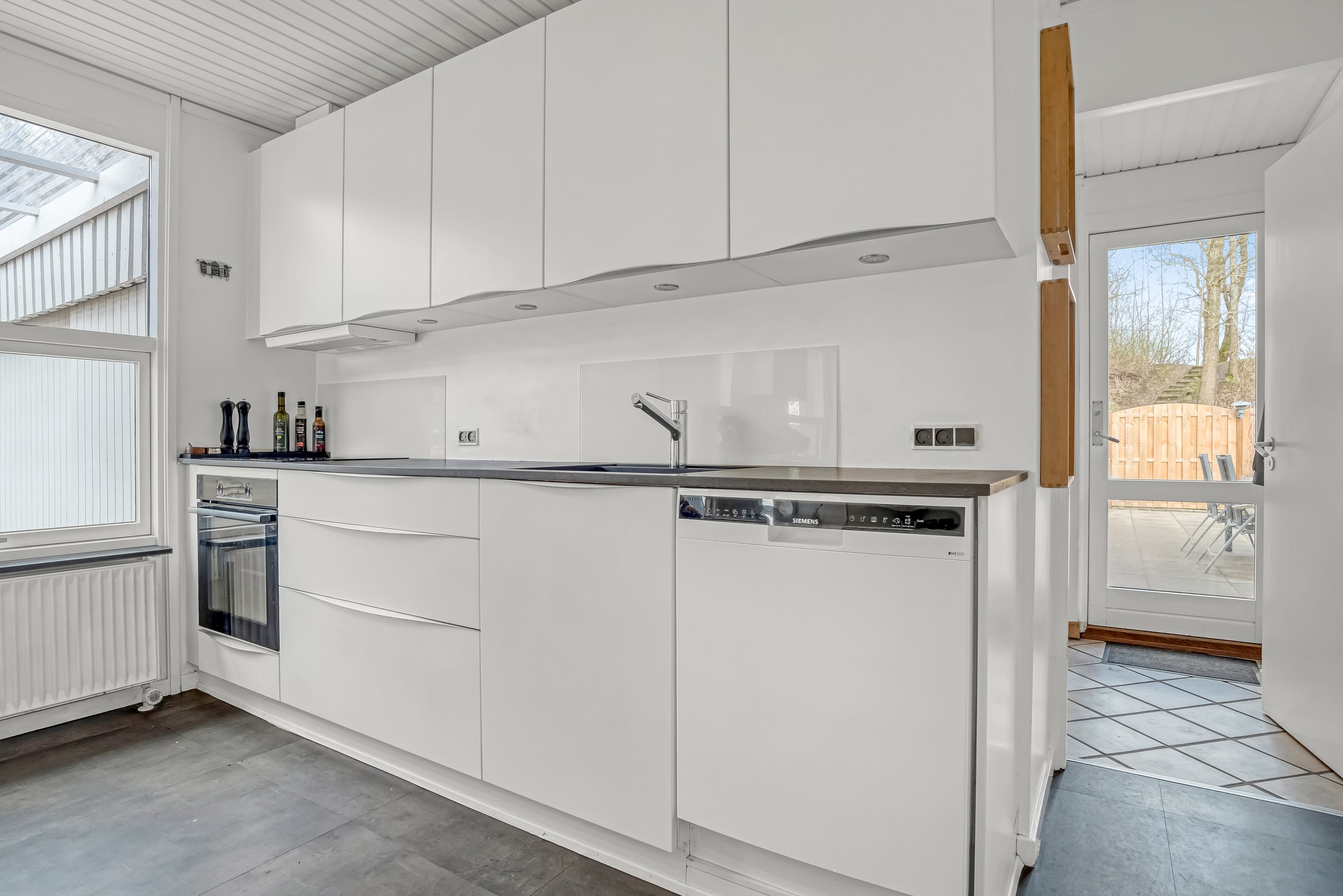 Fremhævet køkken alrum billede i fuldskærmstilstand. Billede af Ellehammersvej 130, 7500 Holstebro