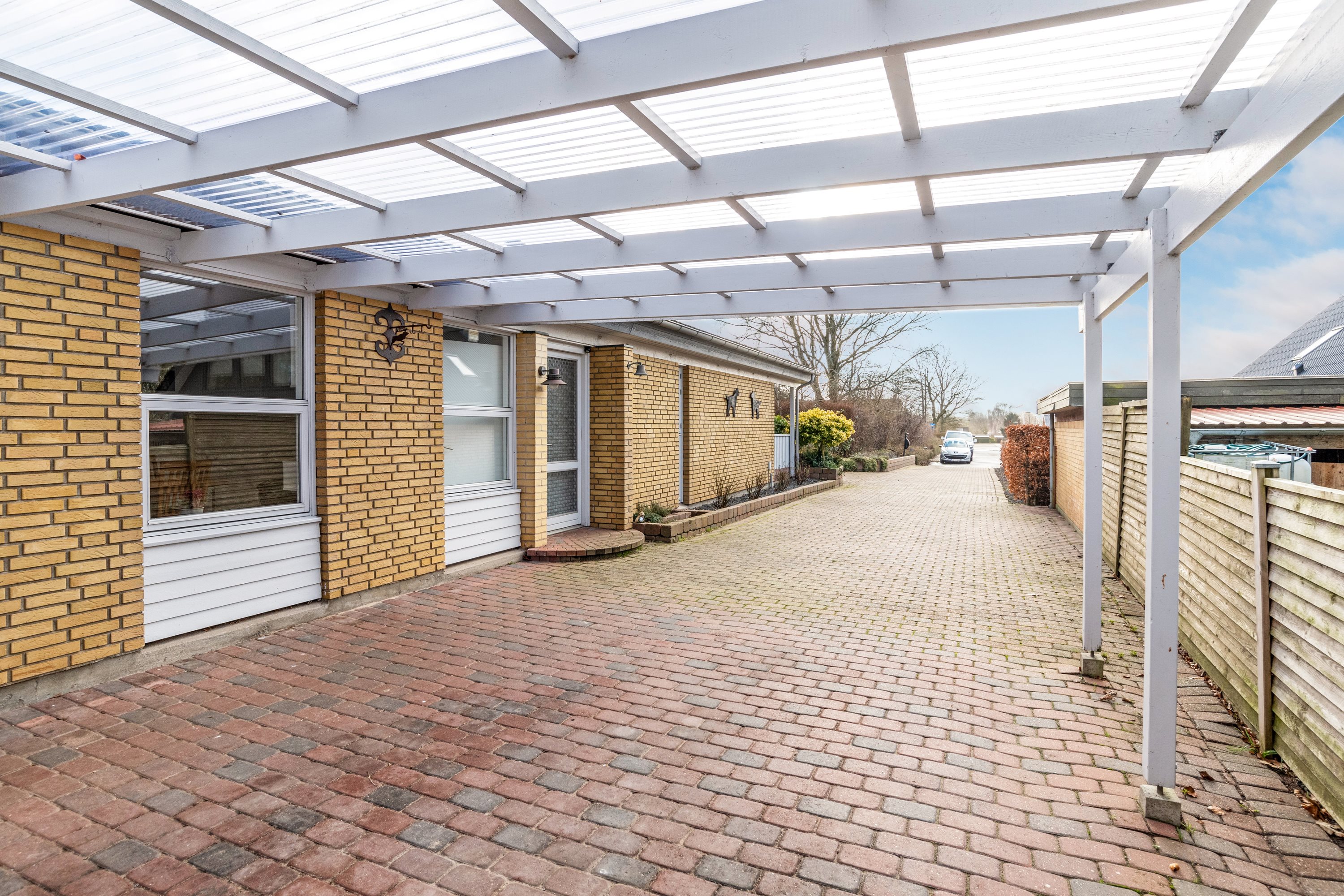 Fremhævet indkørsel billede i fuldskærmstilstand. Billede af Ellehammersvej 130, 7500 Holstebro