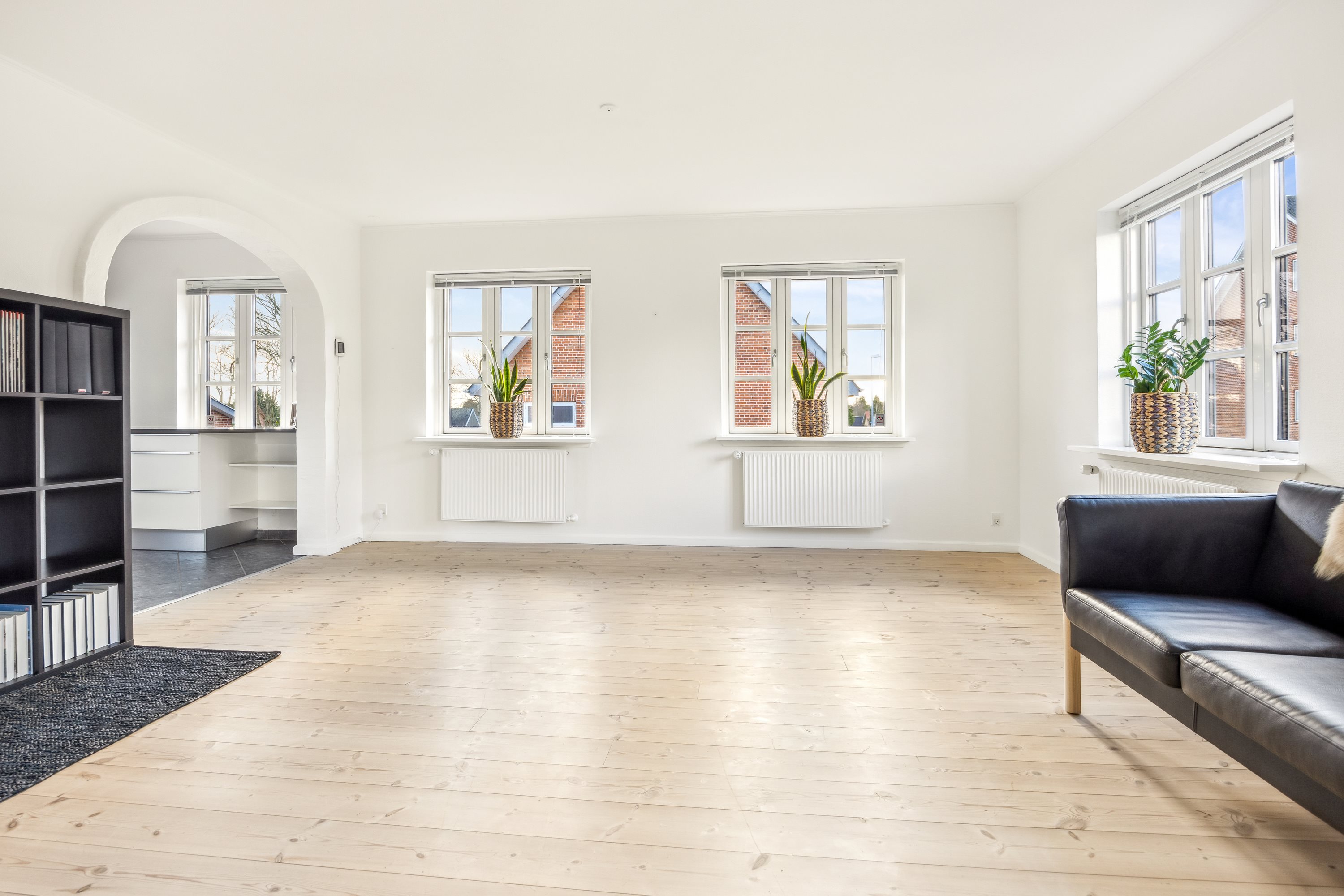 Fremhævet stue billede i fuldskærmstilstand. Billede af Myhlenbergvej 11, 9510 Arden