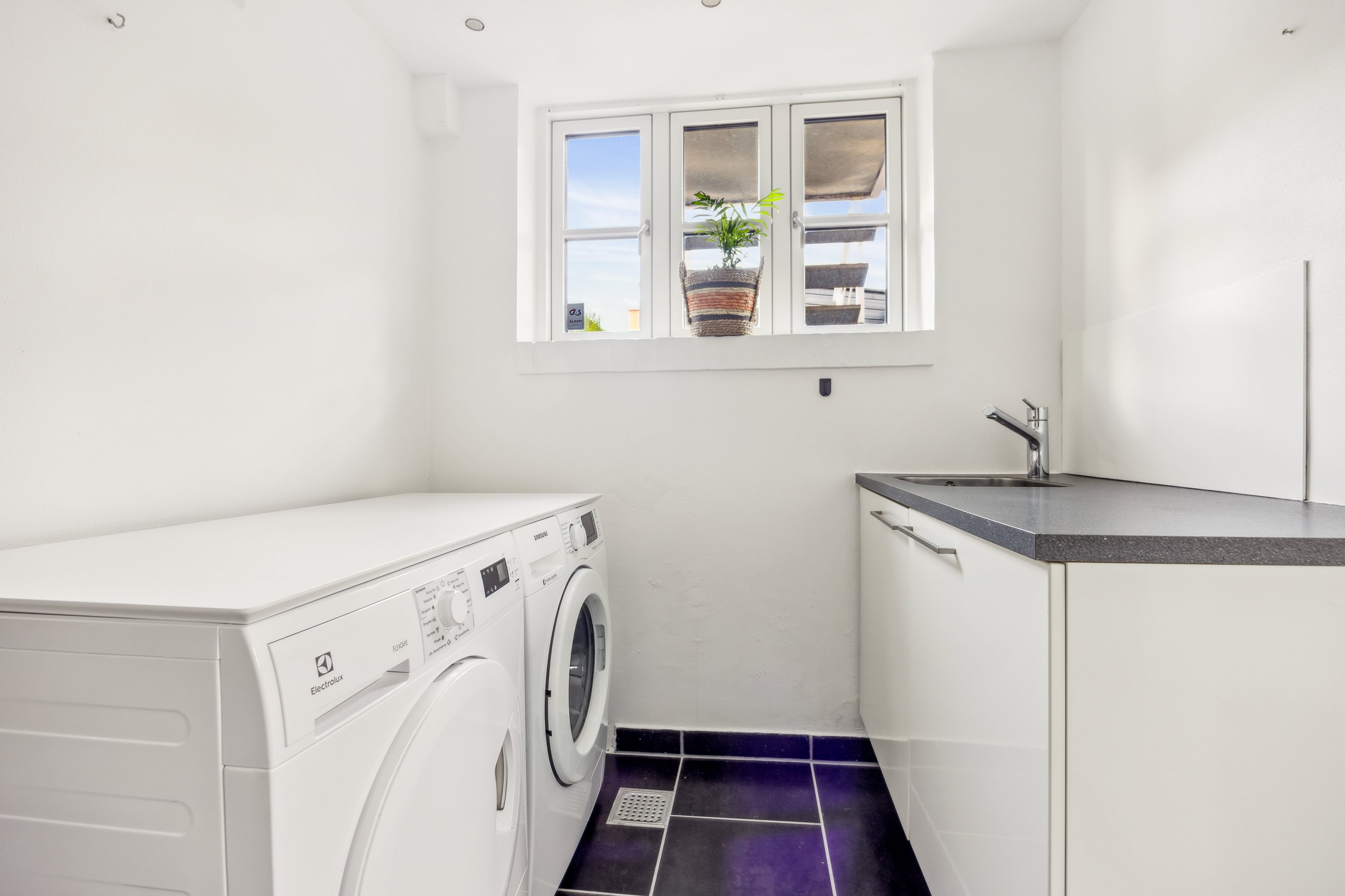 Fremhævet bryggers billede i fuldskærmstilstand. Billede af Myhlenbergvej 11, 9510 Arden