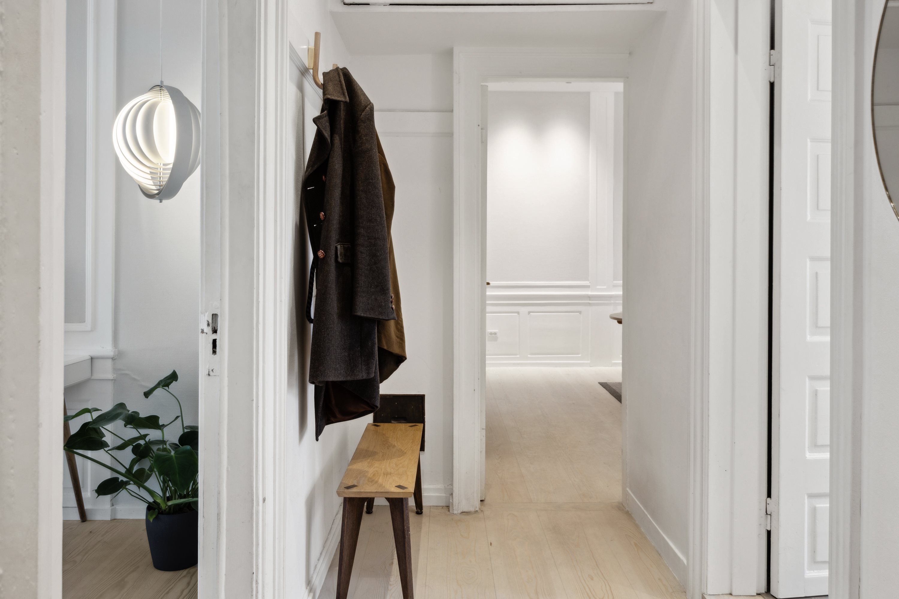 Fremhævet entré billede i fuldskærmstilstand. Billede af Store Kongensgade 67A, 1. th., 1264 København K