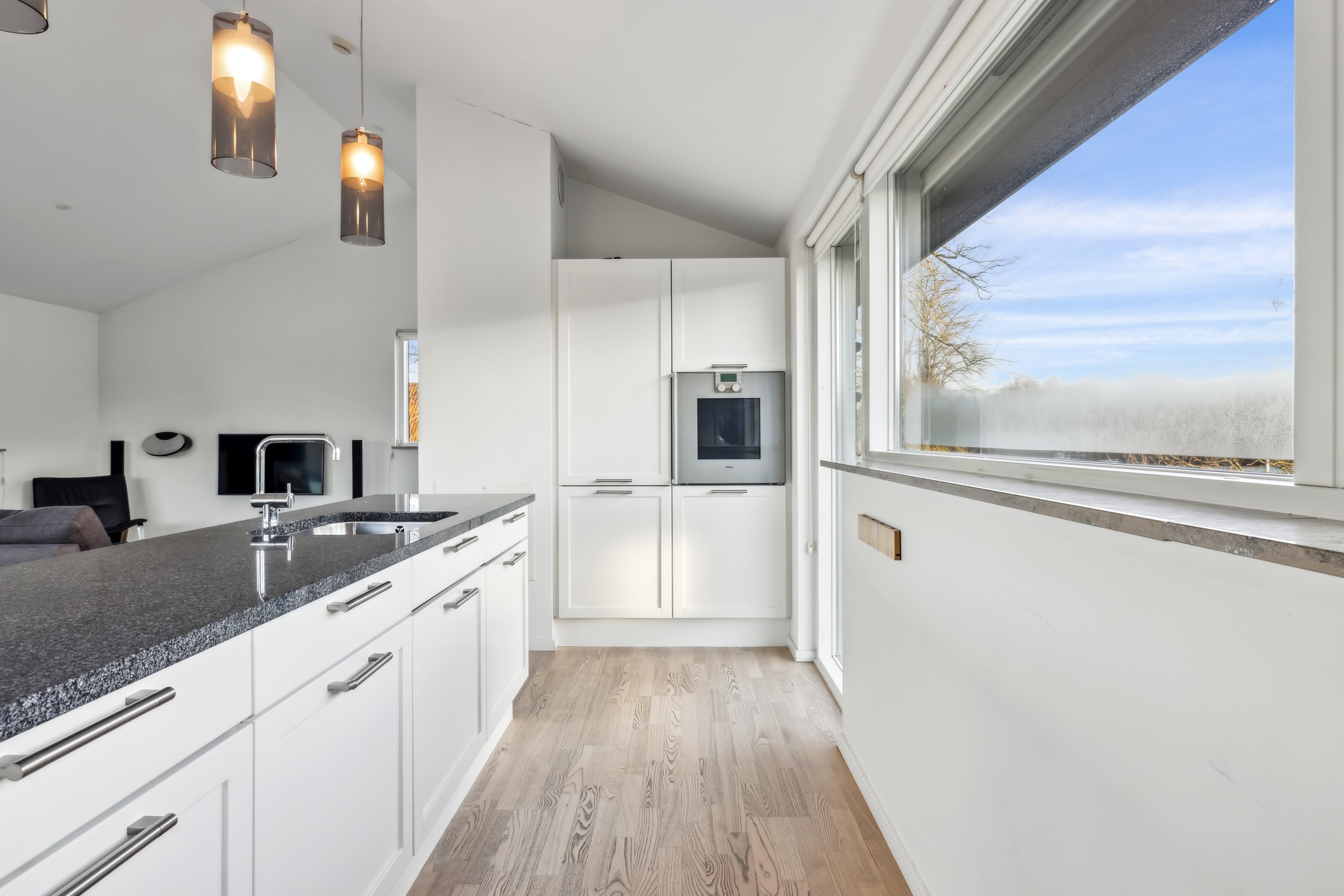 Fremhævet køkken billede i fuldskærmstilstand. Billede af Lübker Allé 25, 8581 Nimtofte