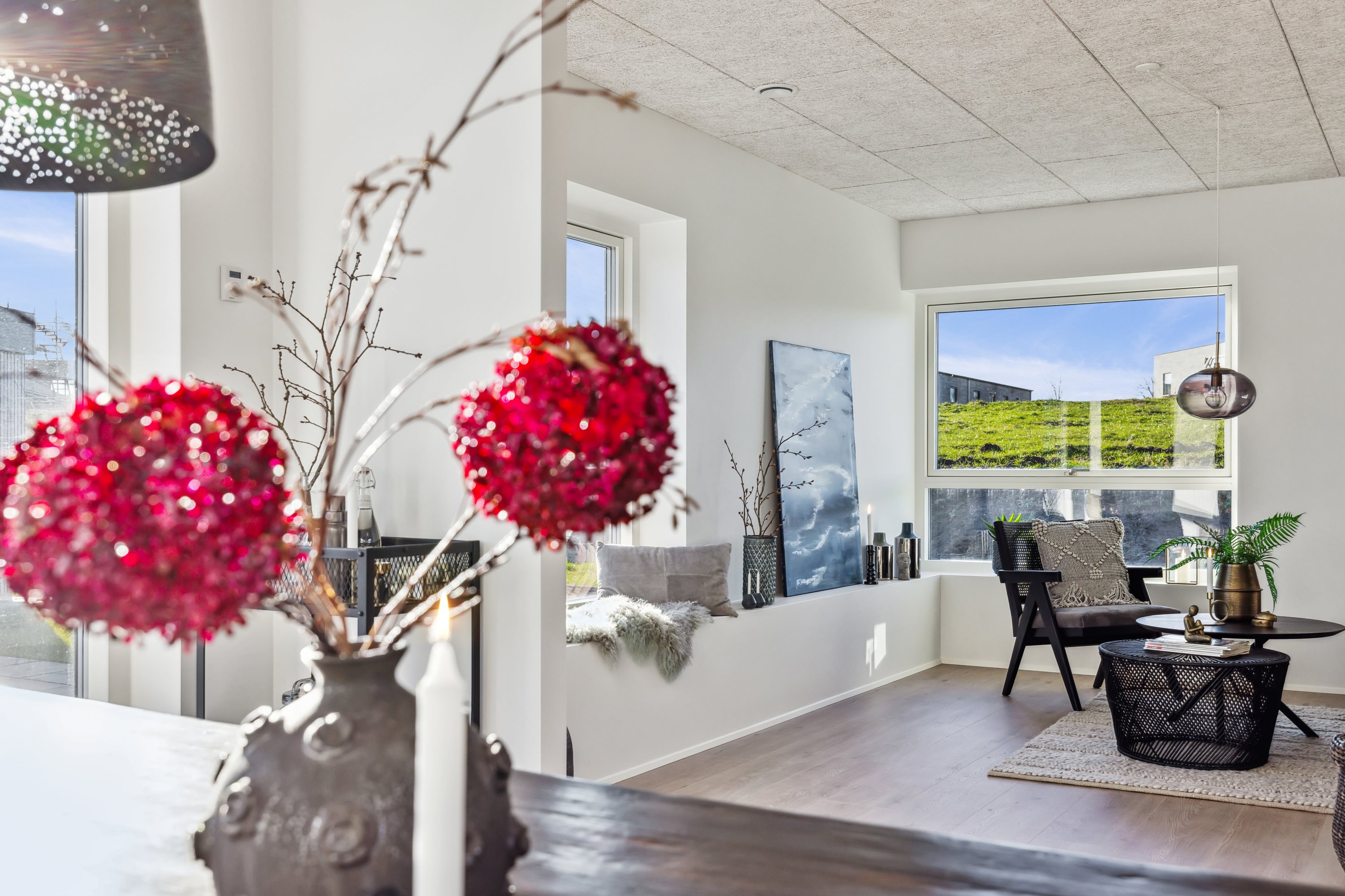 Fremhævet stue billede i fuldskærmstilstand. Billede af Mølbjerget 17, Rodskov, 8543 Hornslet