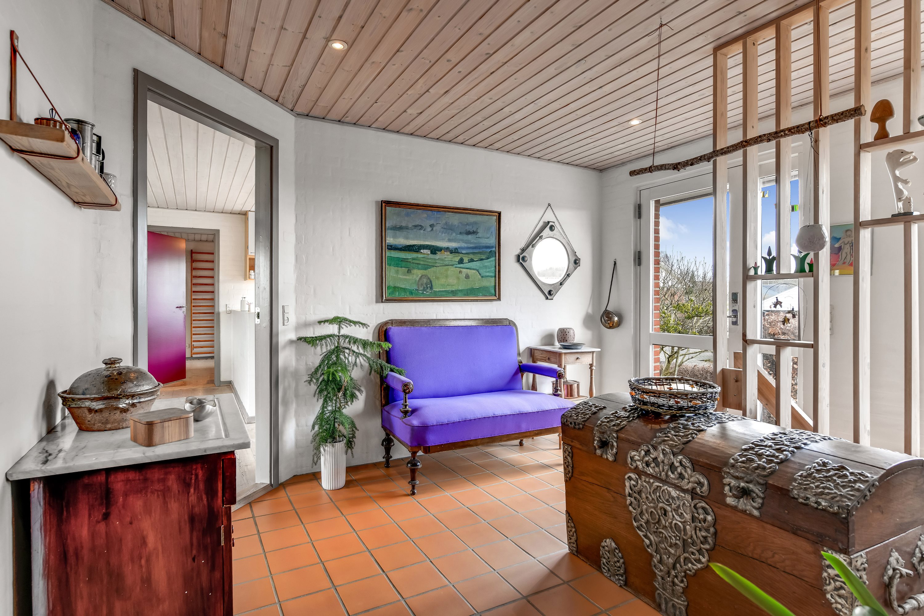 Fremhævet stue billede i fuldskærmstilstand. Billede af Søllingdalvej 88, 7250 Hejnsvig