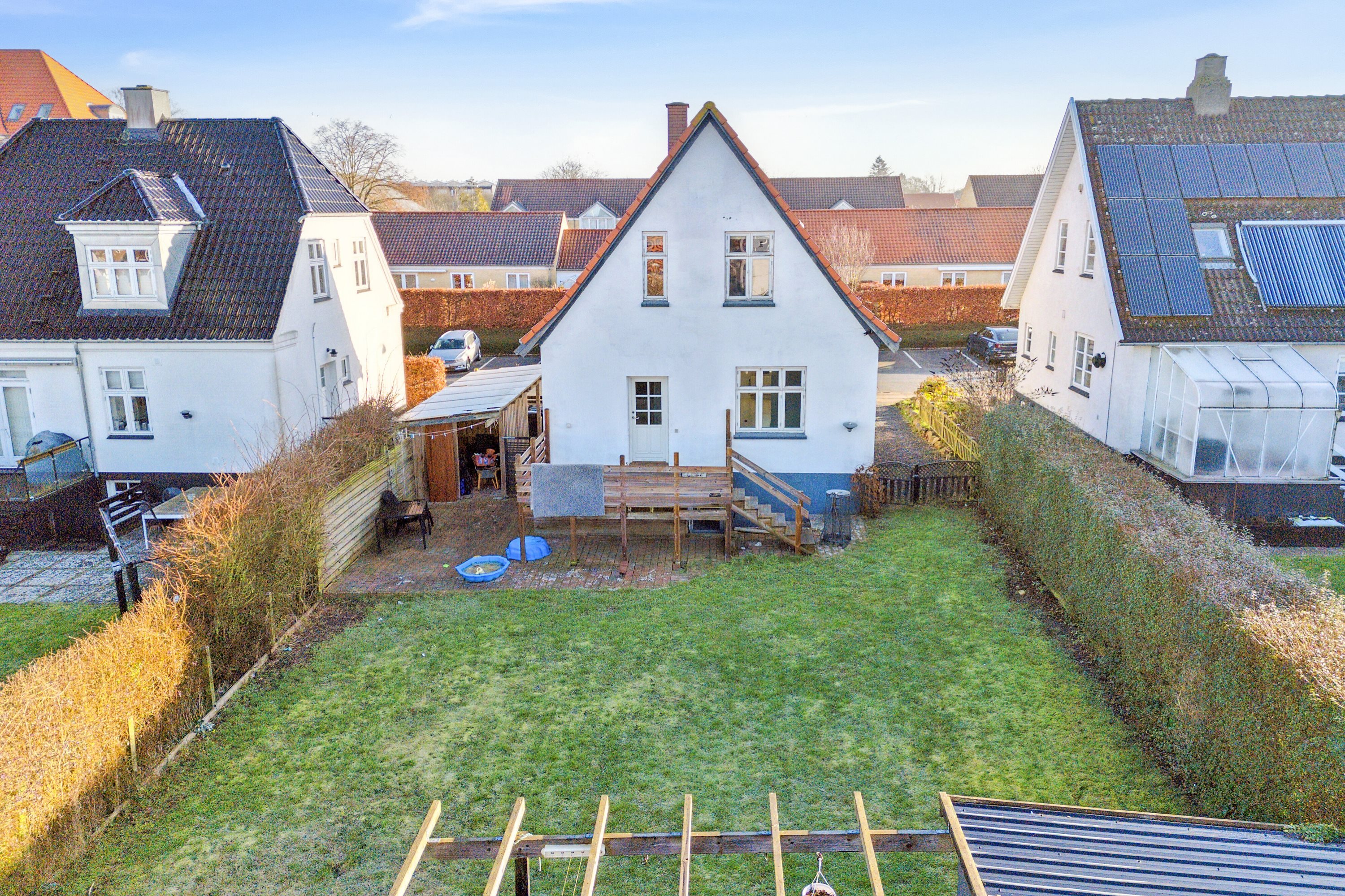 Fremhævet set fra vejen billede i fuldskærmstilstand. Billede af Kastanievej 11, 4200 Slagelse