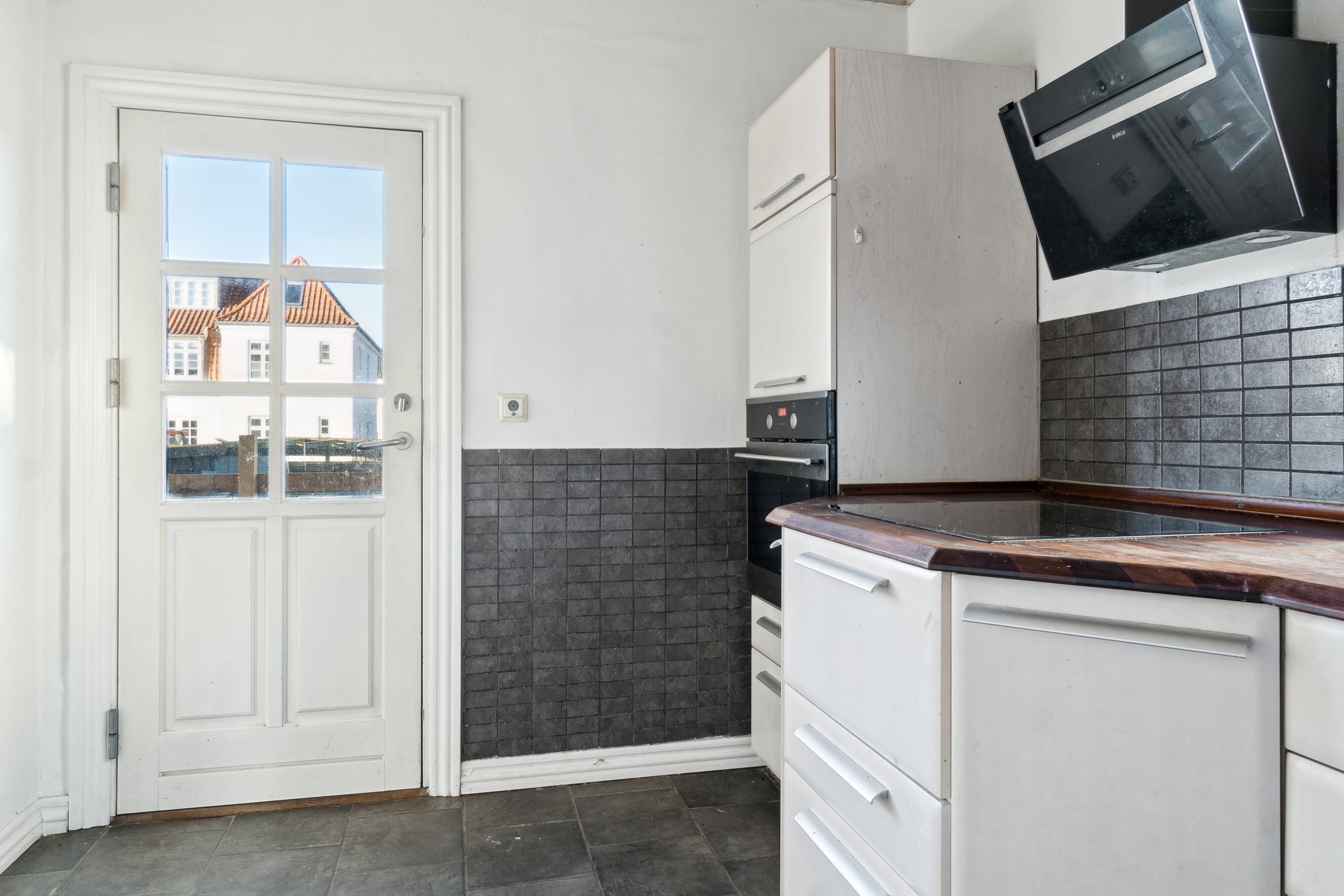 Fremhævet køkken billede i fuldskærmstilstand. Billede af Kastanievej 11, 4200 Slagelse