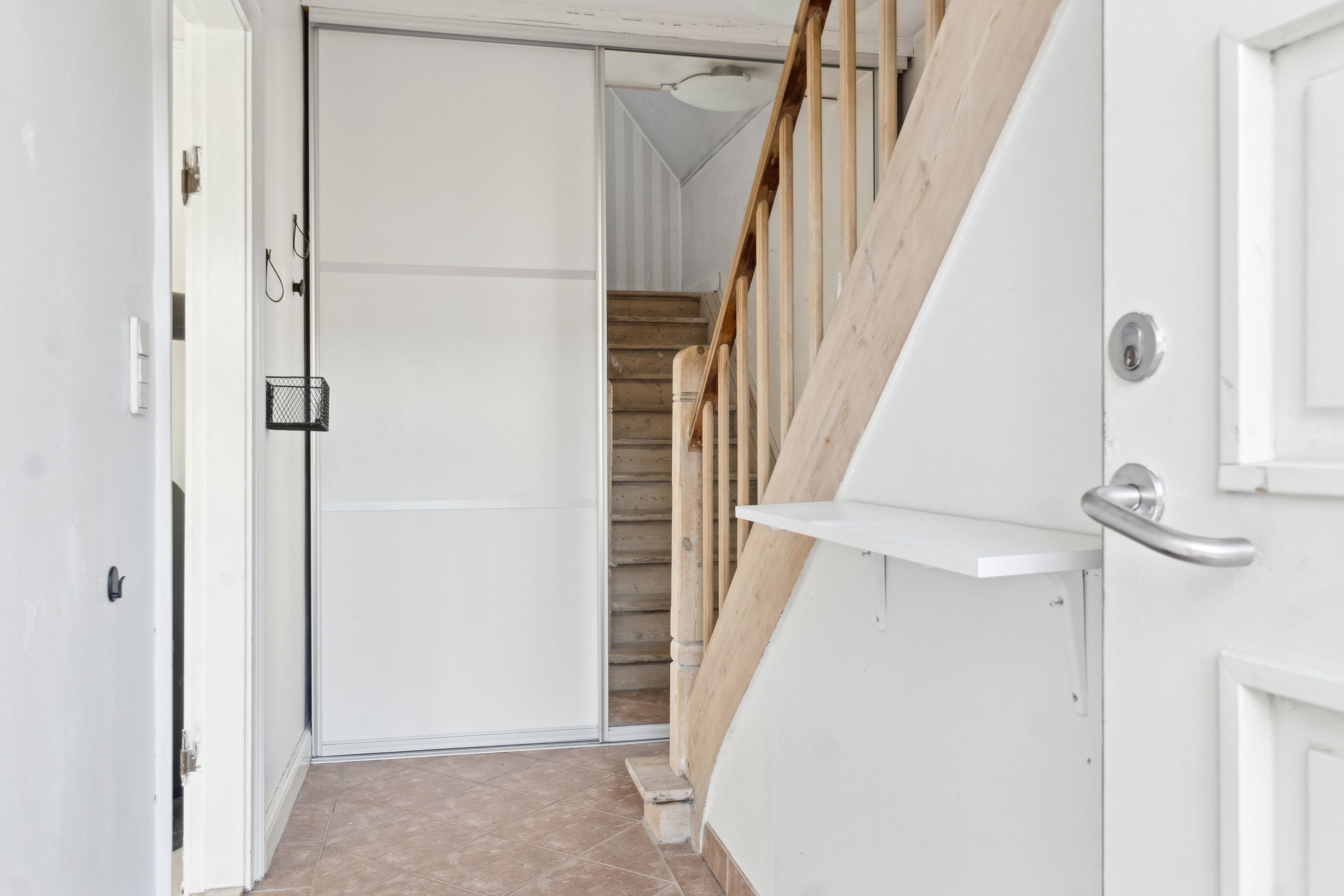 Fremhævet hall billede i fuldskærmstilstand. Billede af Kastanievej 11, 4200 Slagelse