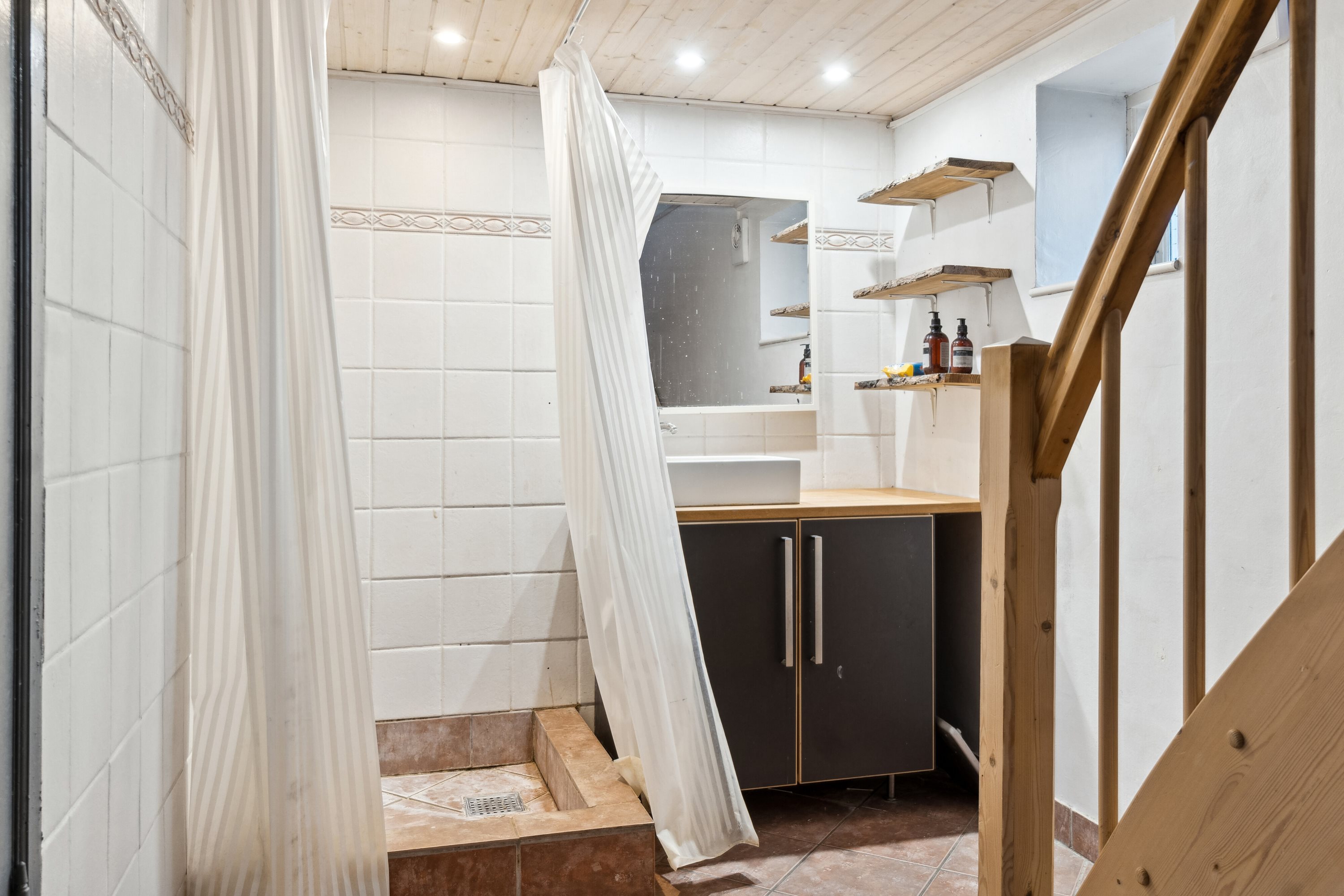 Fremhævet hall billede i fuldskærmstilstand. Billede af Kastanievej 11, 4200 Slagelse